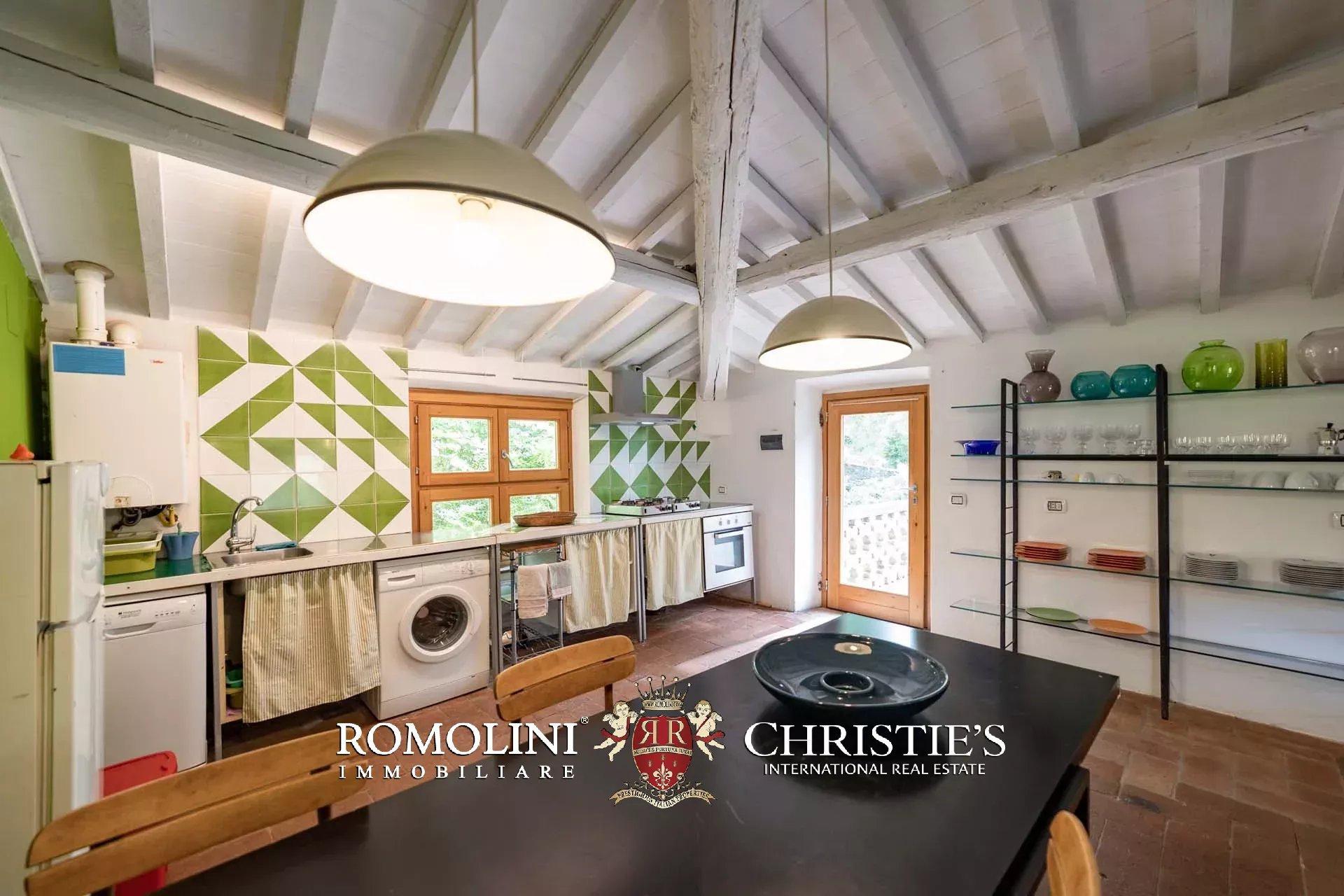 11 Bedroom Villa/Townhouse's Image 64