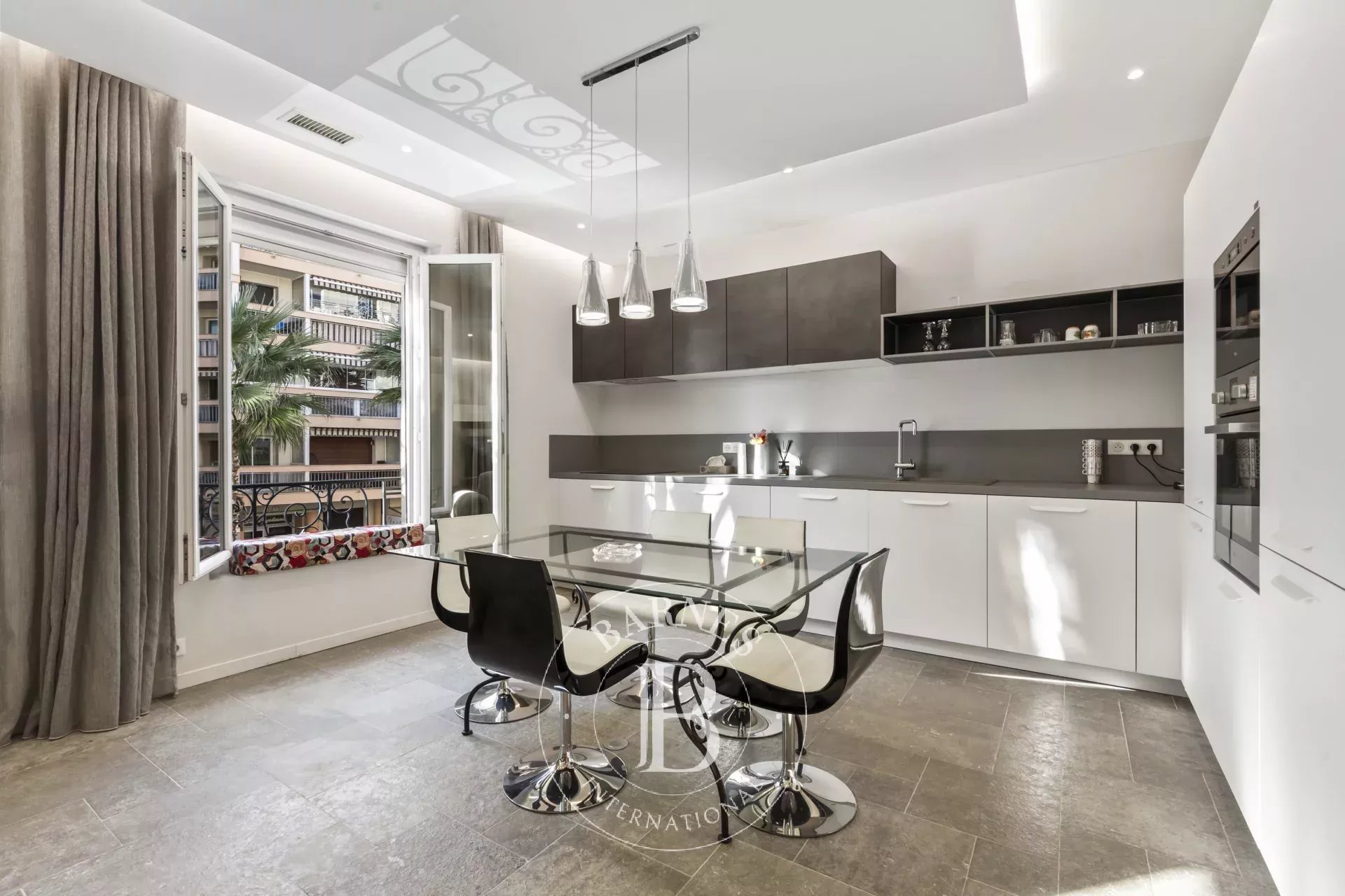 Daire Sainte-Maxime - picture 4