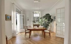 1930s Bourgeois Luxury Villa in Cannes | Prestigious Family Estate — photo 3 of 6
