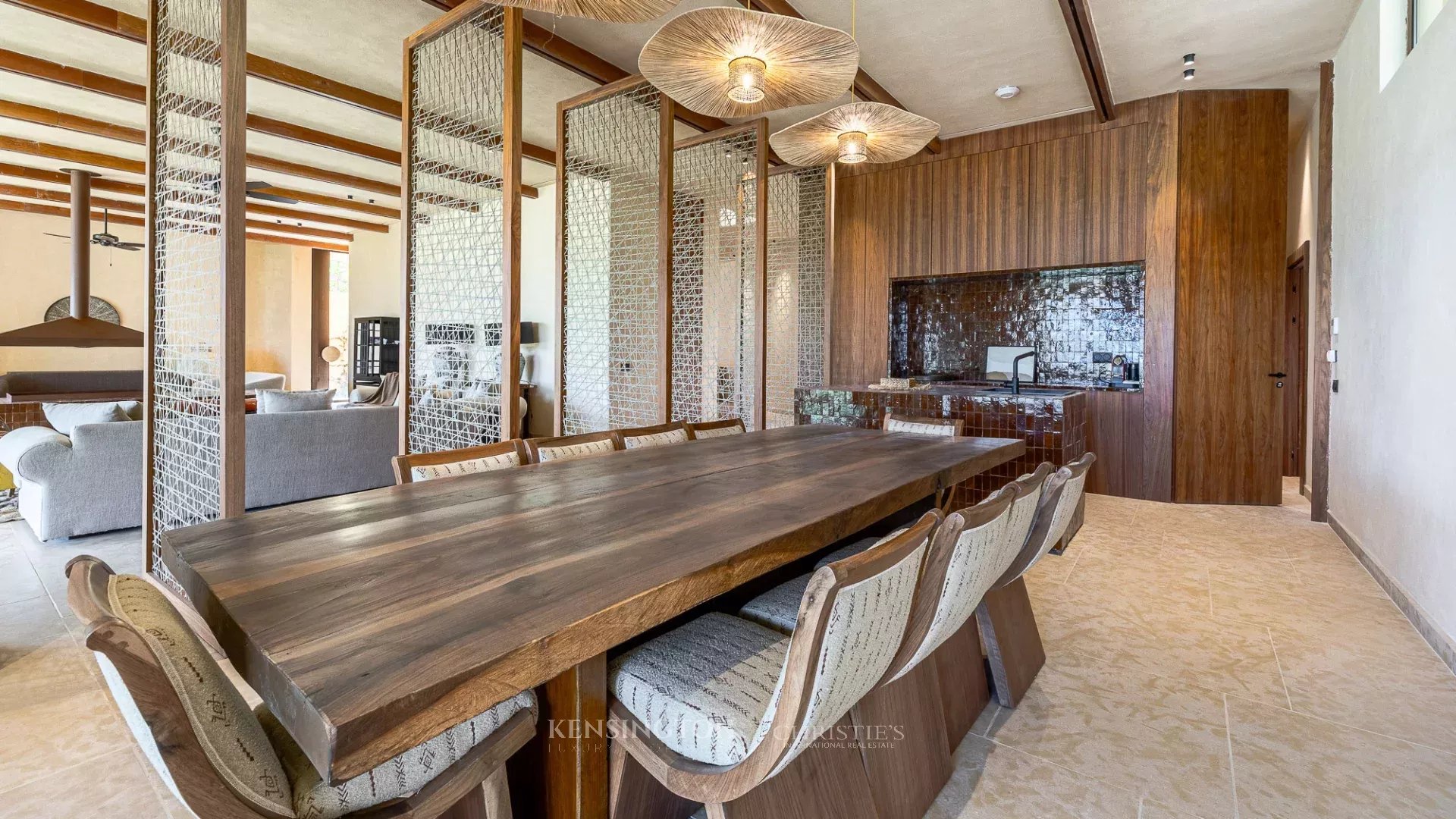 5 Bedroom Villa/Townhouse's Image 13