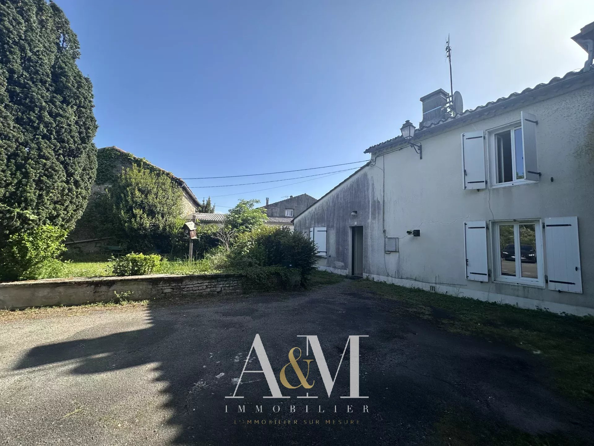 Location Maison de village Tourriers