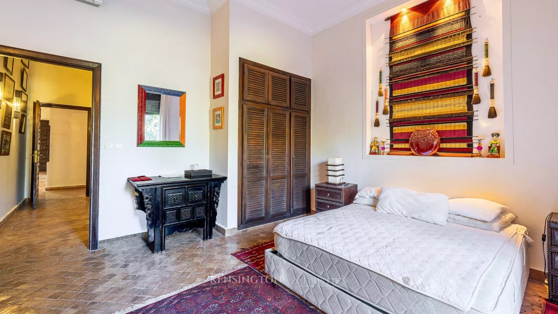 8 Bedroom Villa/Townhouse's Image 20