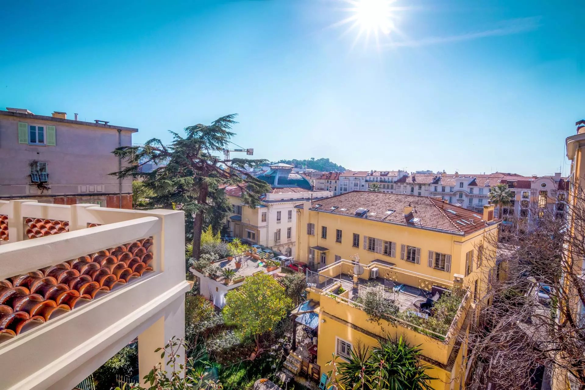 Nice Bas Cimiez / Avenue Bieckert - Appartement 4 Pièces -  765 000 Euros