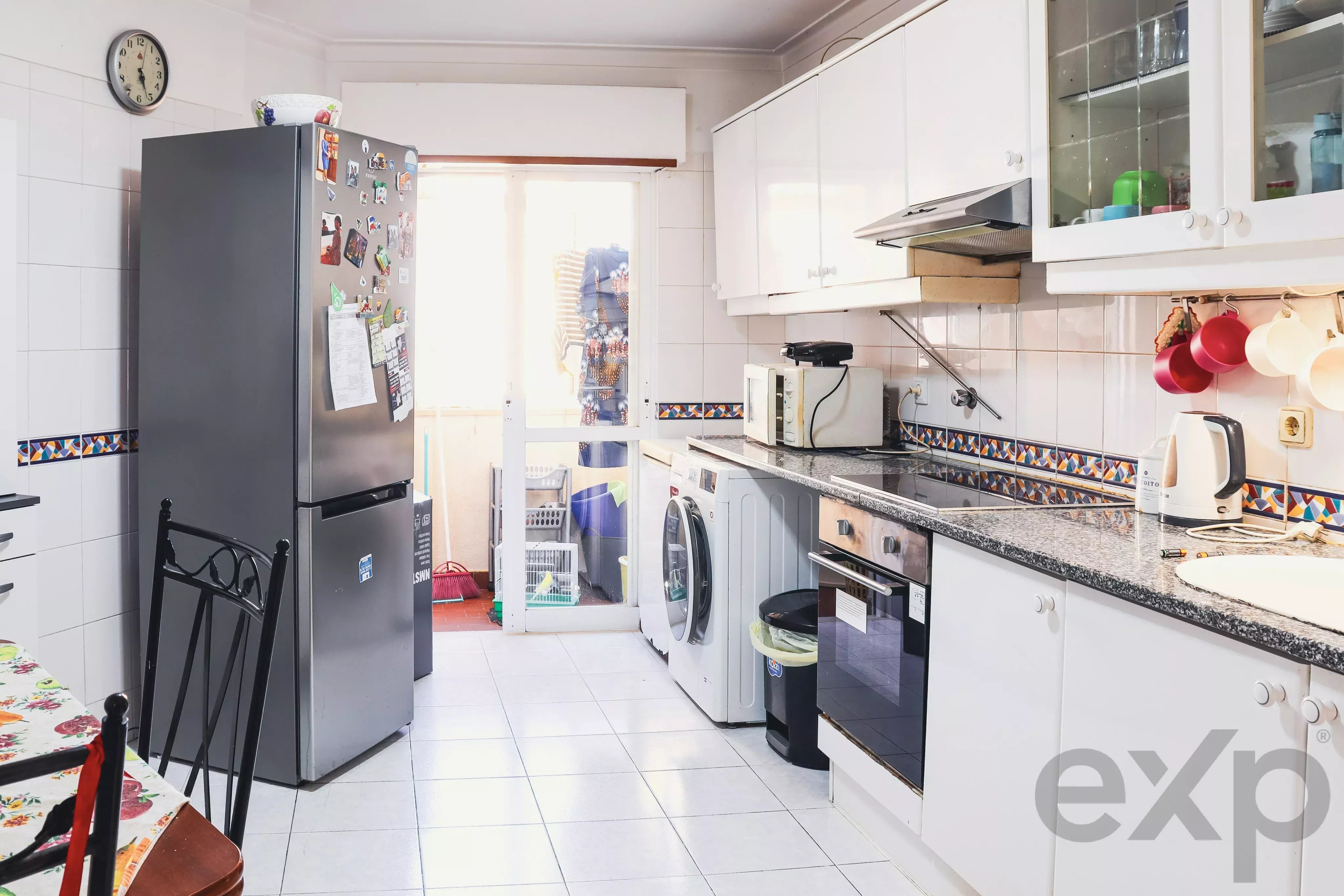 Spacious 3 Bedroom Apartment with En Suite | 130 sqm | Fireplace | Lift | Storage Room | Rinchoa, Sintra 87157830 image 15