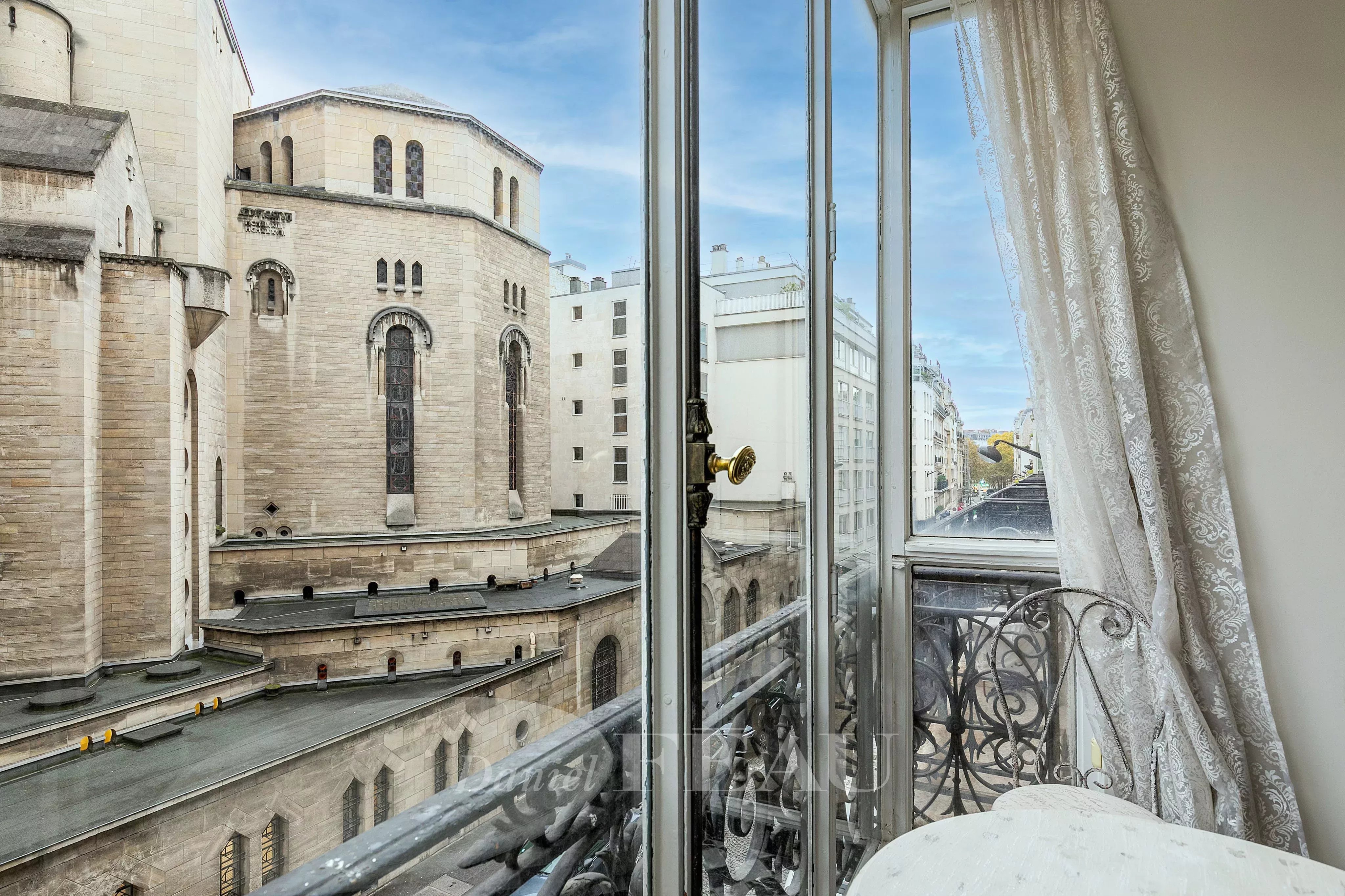 Rental Apartment Paris 16th