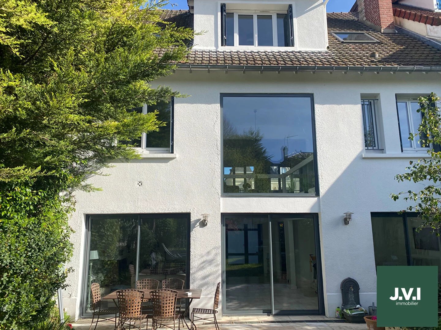 Maison Enghien Les Bains 9 pièces 204 m² quartier ultra résidentiel proche Lac