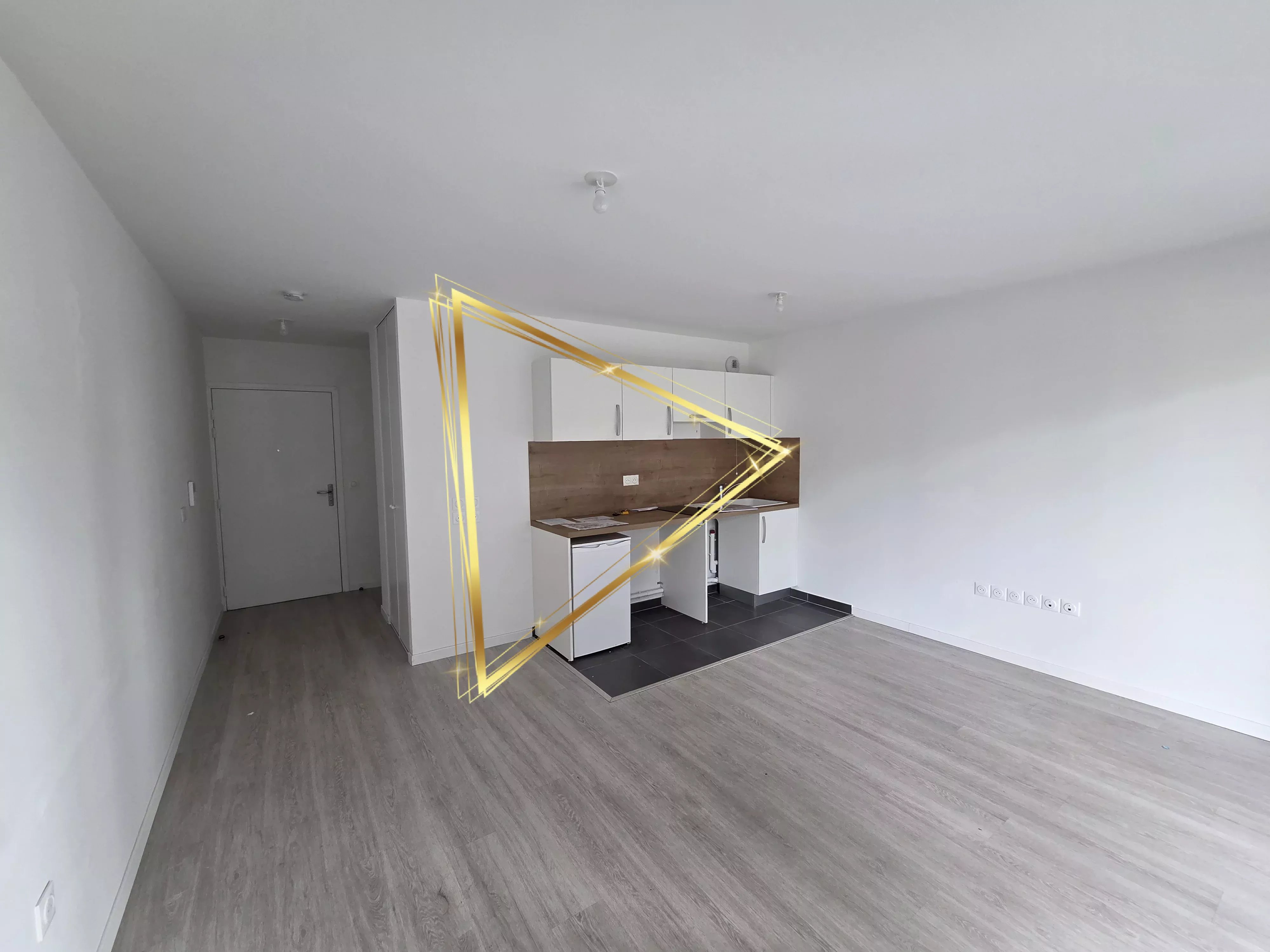 Studio au 4ème étage avec balcon et DPE C – Bois-Colombes.