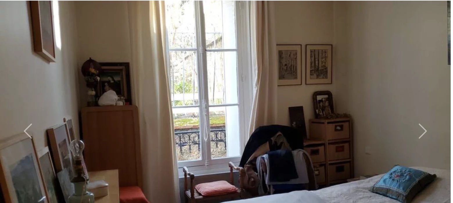 PROXIMITE BUTTES CHAUMONT - Image Array