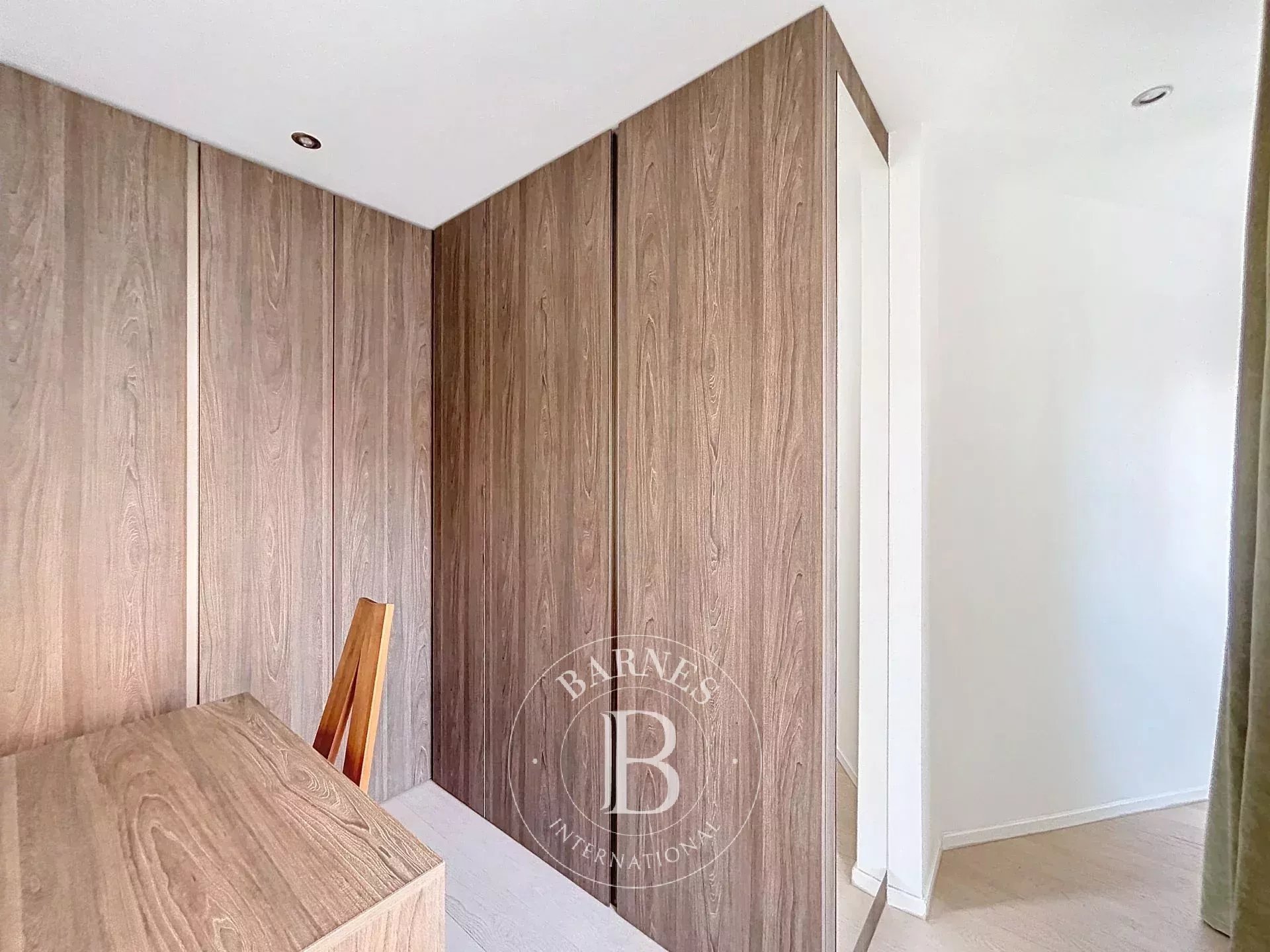 Daire Paris 8ème - picture 6