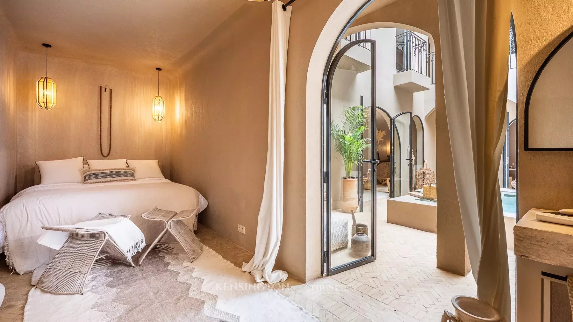5 Bedroom Villa/Townhouse's Image 11