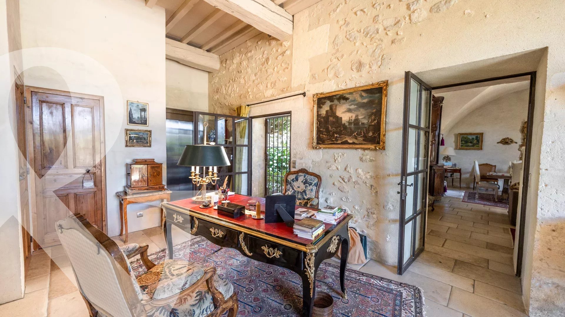 CHARME ET AUTHENTICITE