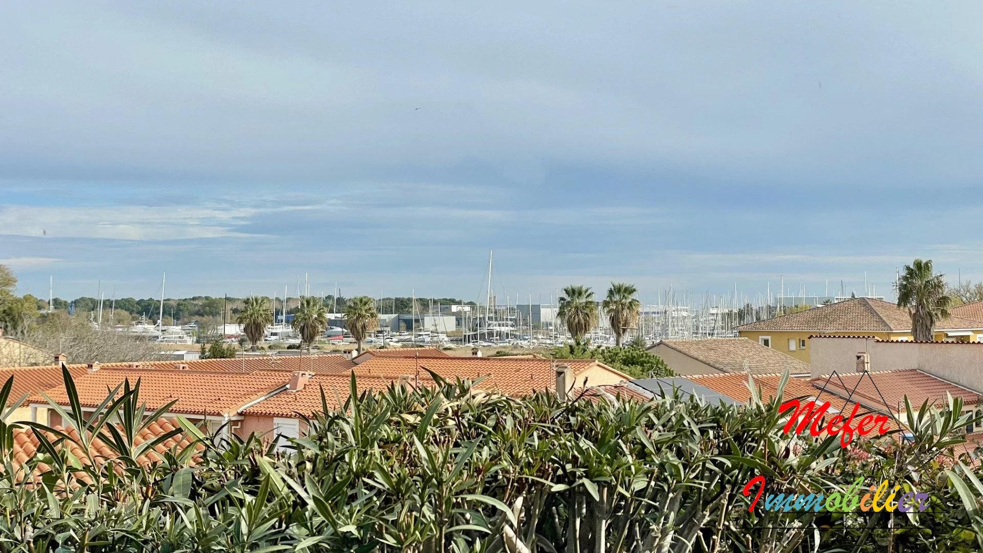 villa occupée propriétaire + batiment loué