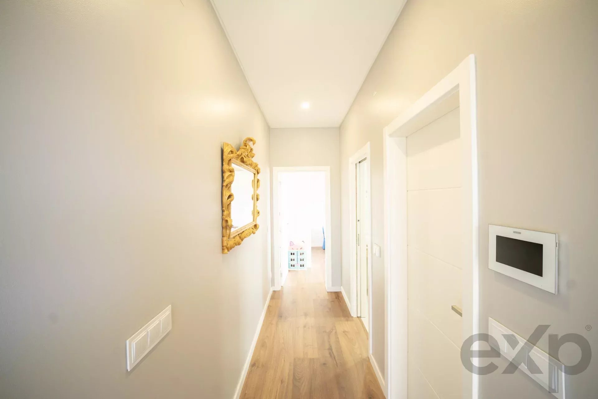Excellent new 4-bedroom villa with pool 86417771 image 8
