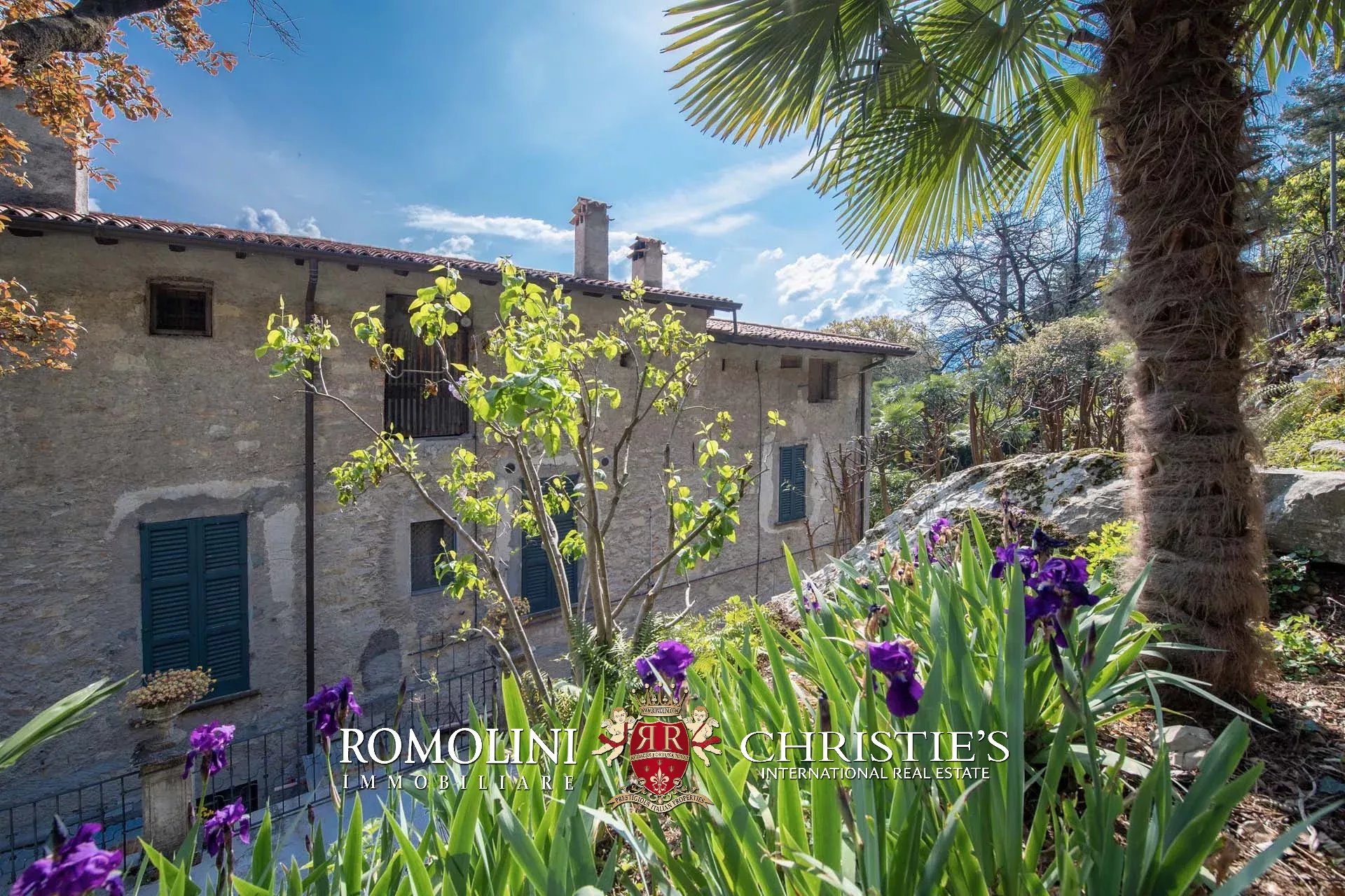 9 Bedroom Villa/Townhouse's Image 34