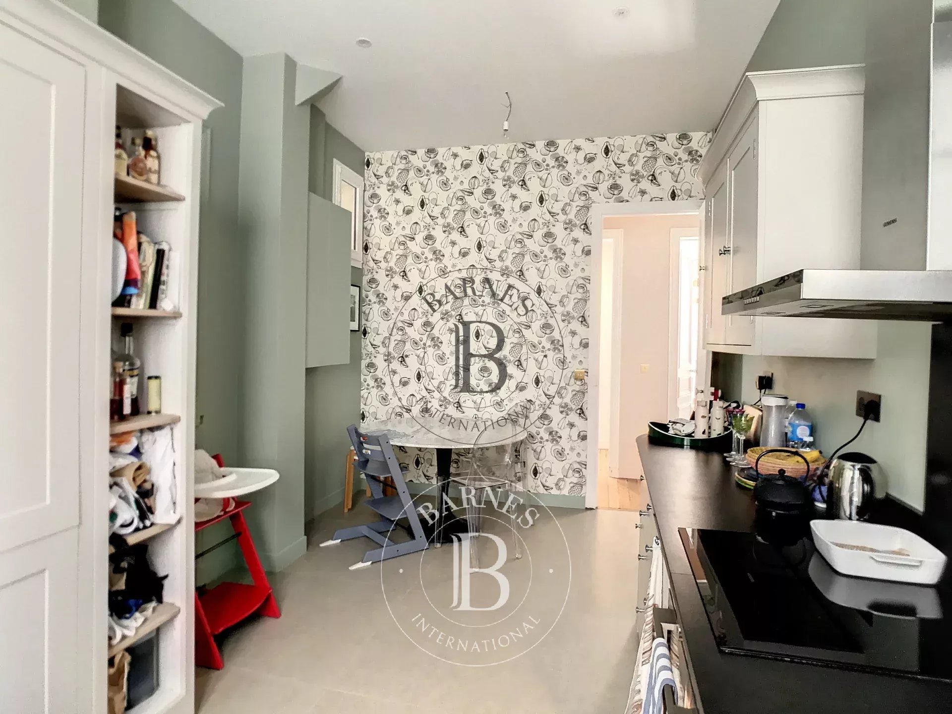 Daire Paris 8ème - picture 13