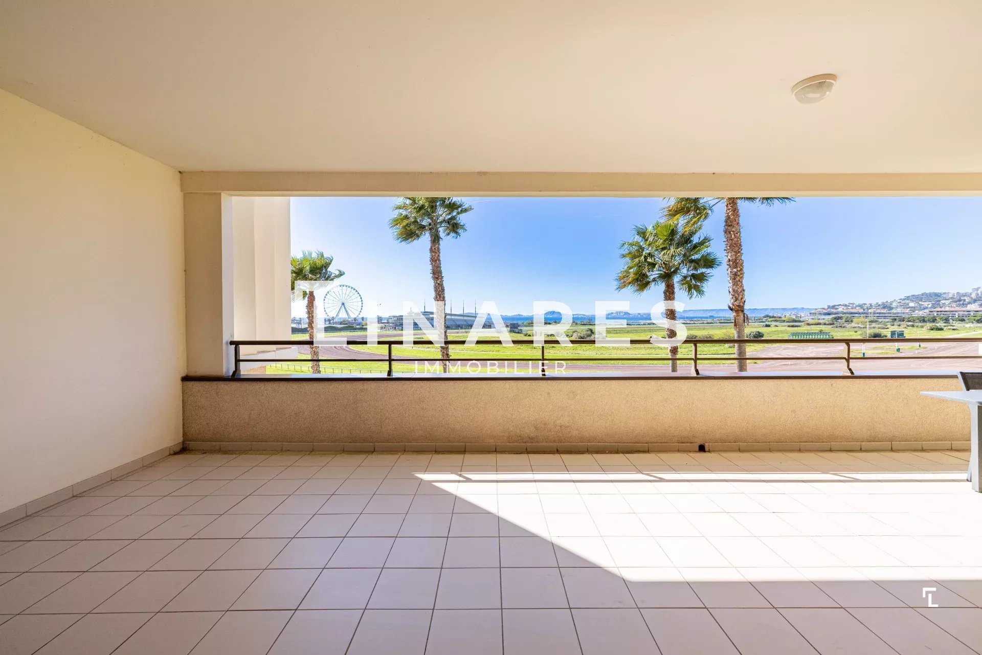 CALIFORNIA DREAM - Appartement T4 de 123m2 - Vue Mer et golf- Terrasses - Box fermé (sus) - 13008