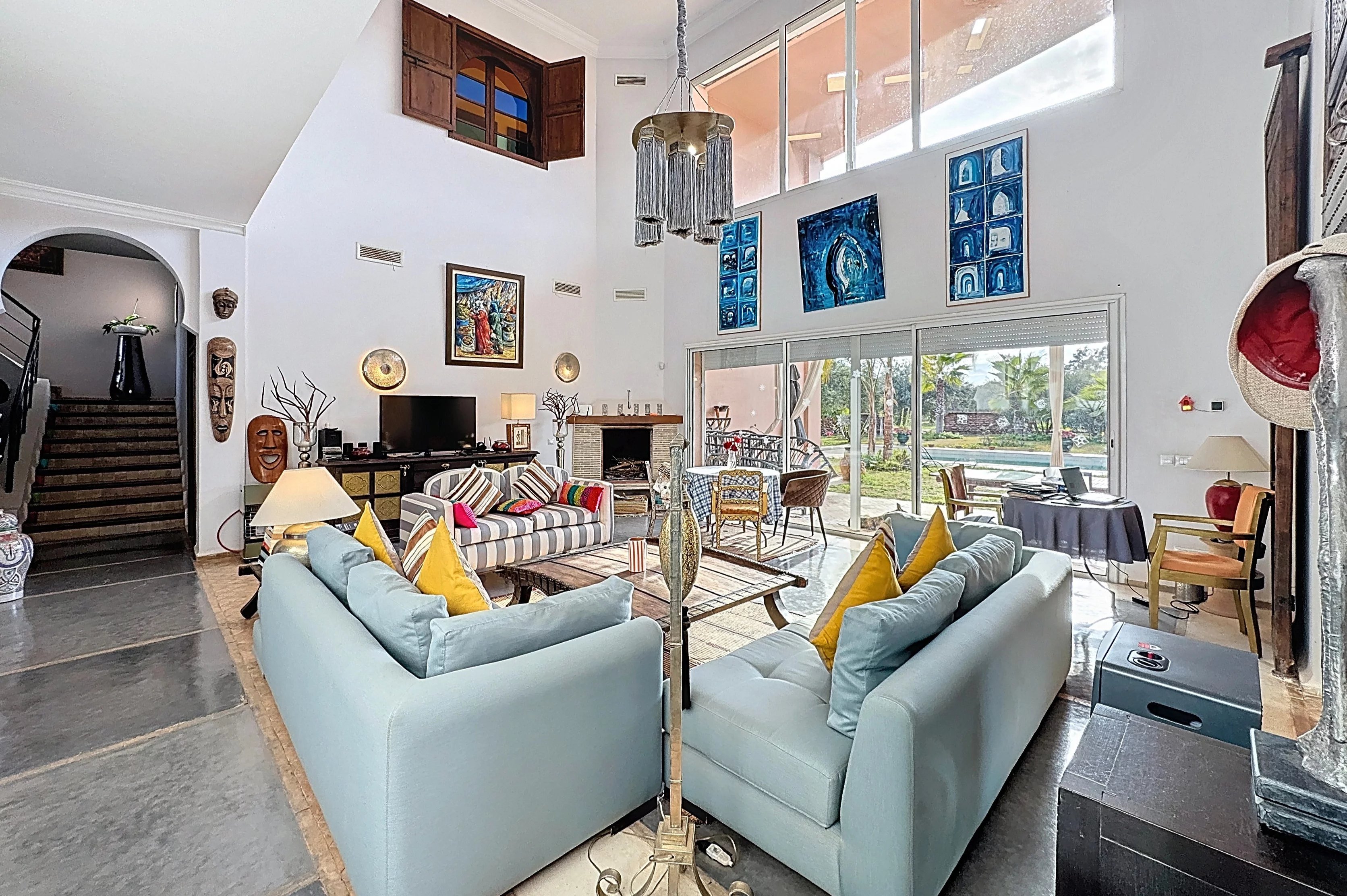 Superb country villa overlooking the Atlas mountains - 35 minutes from town