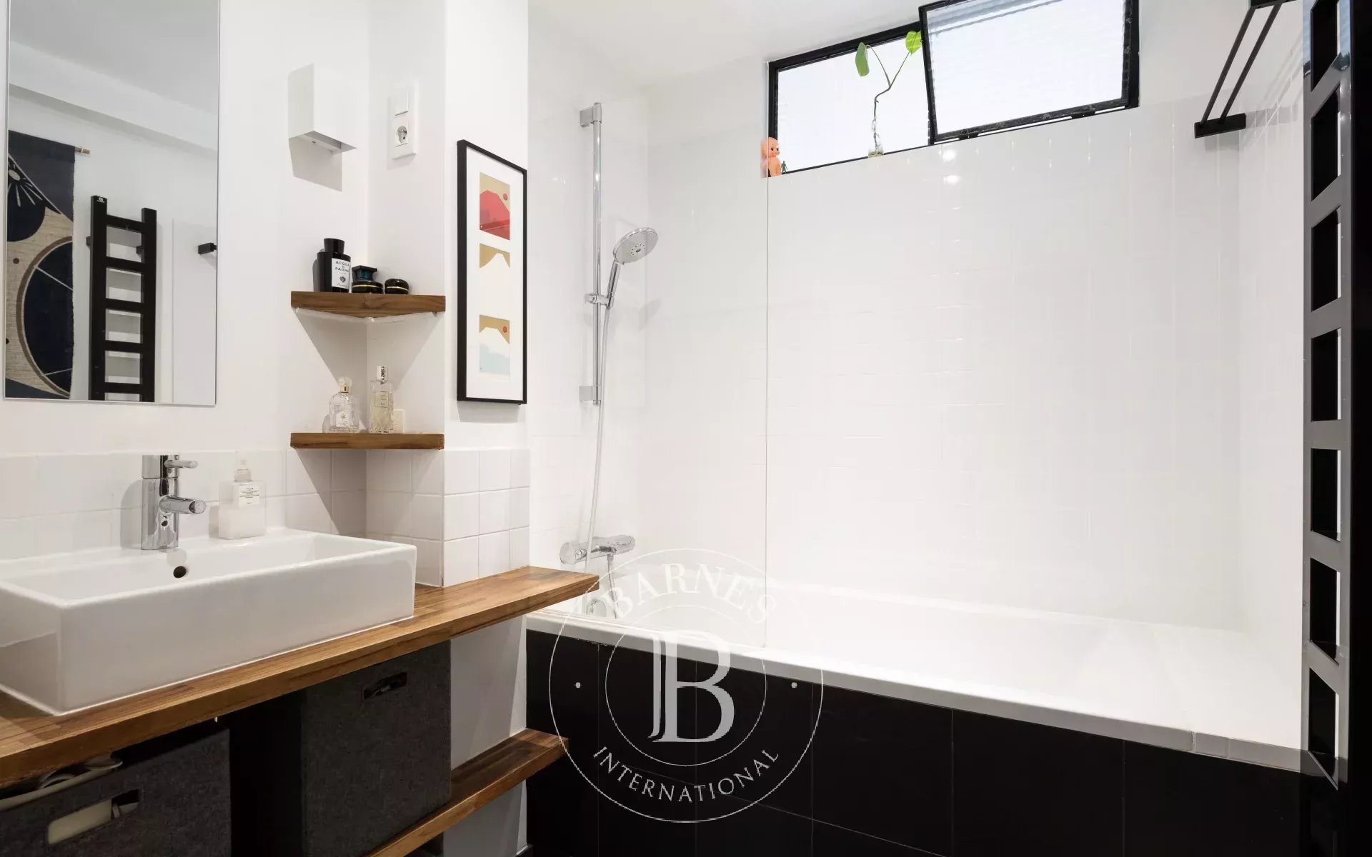 Daire Paris 18ème - picture 12