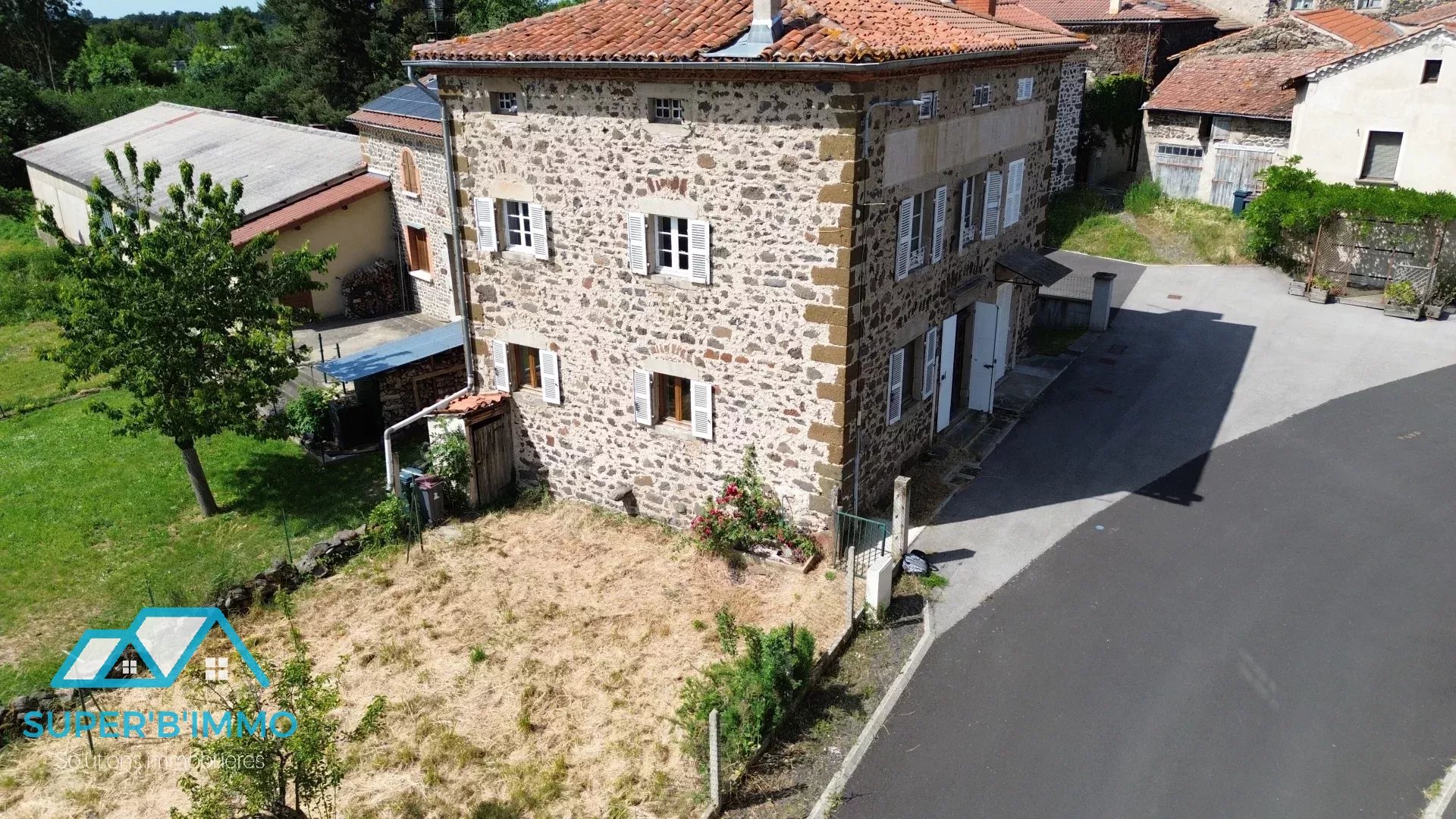 Sale House Mazeyrat-d'Allier