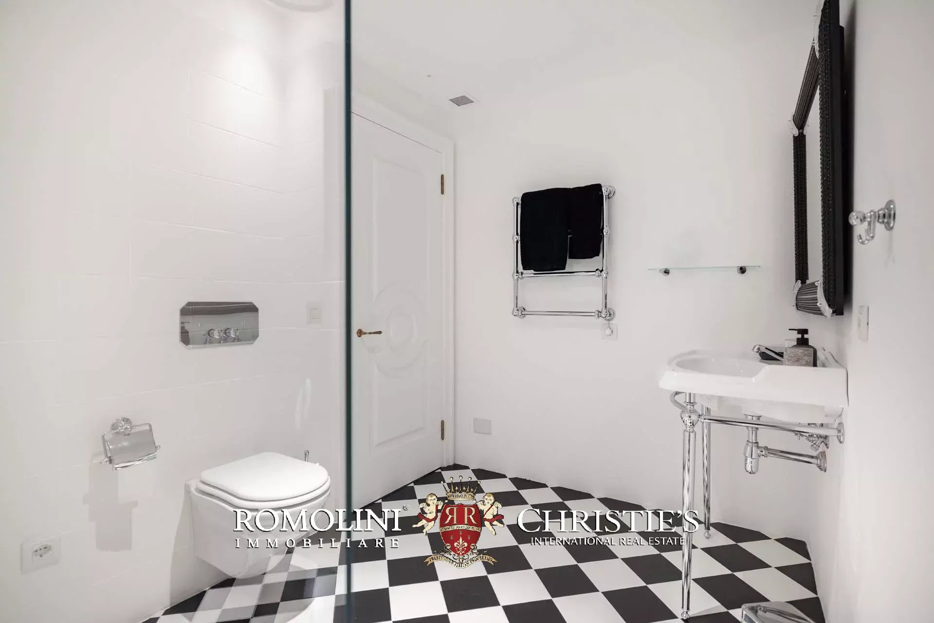 3 Bedroom Apartment/Flat's Image 30