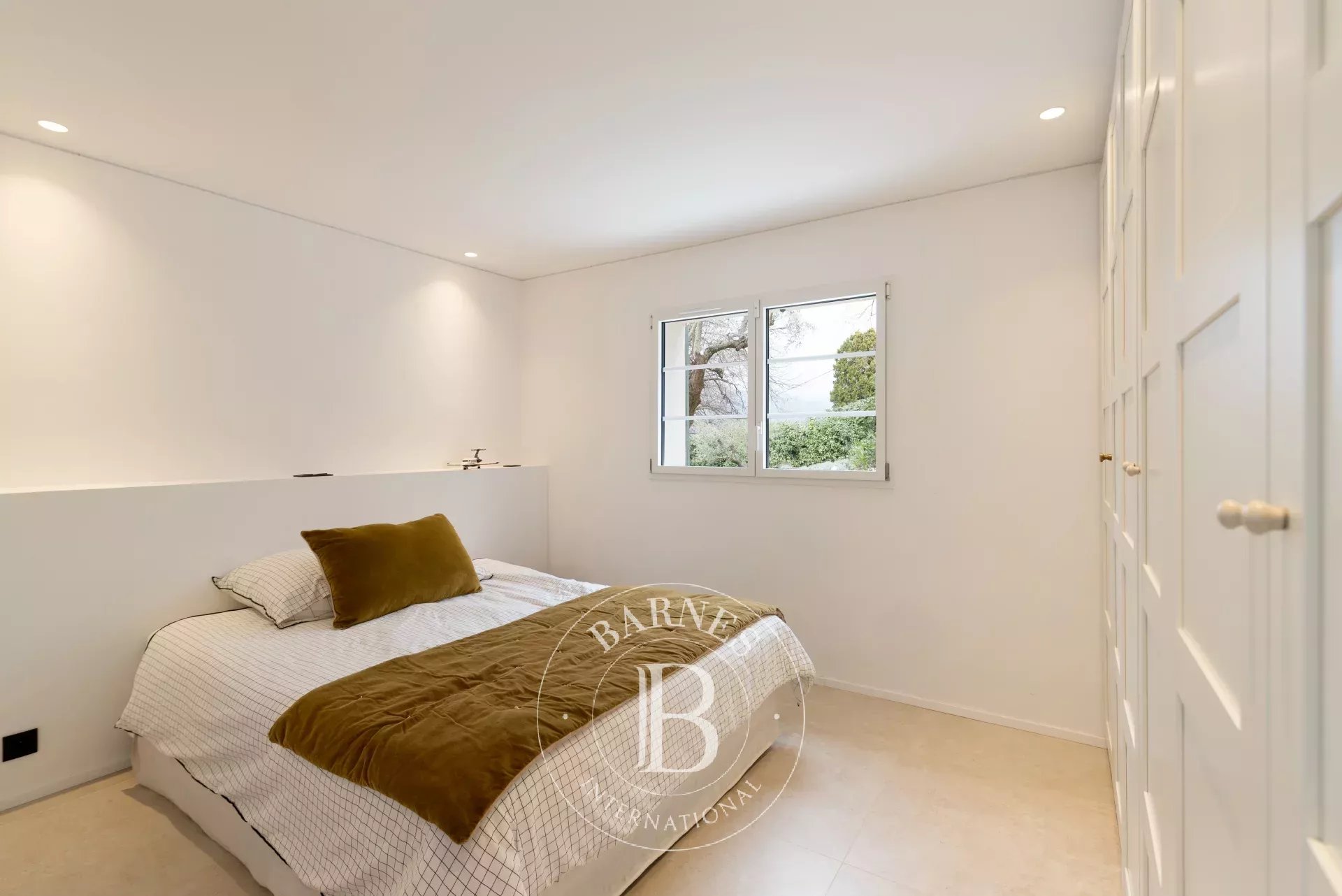 Le Rouret - Magnificent renovated family property in a quiet location - Panoramic hills view - picture 23