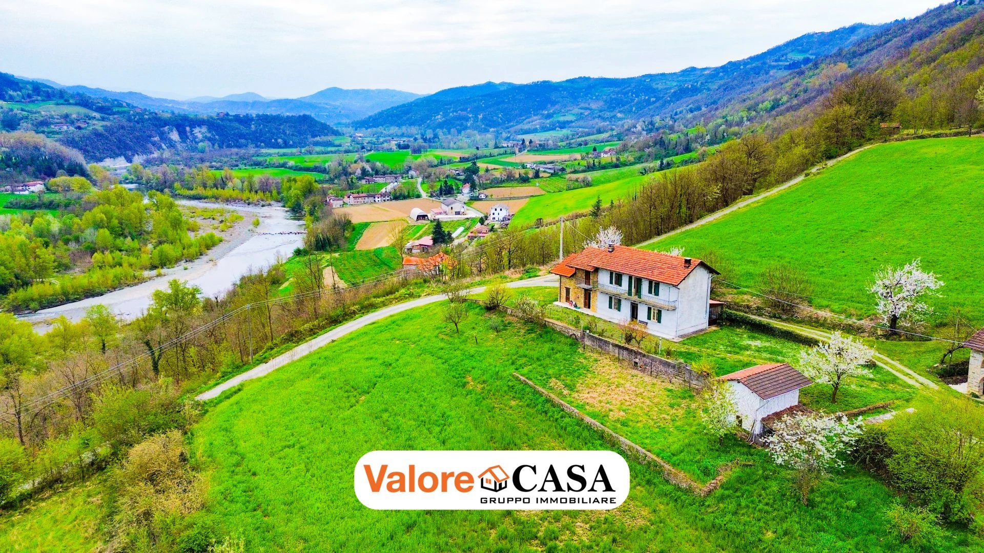 Il casale sul fiume