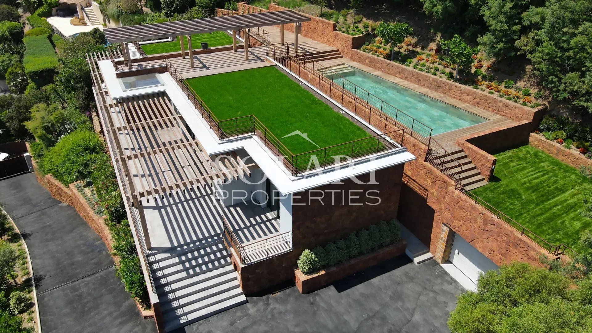 New modern villa with pool and panoramic sea view