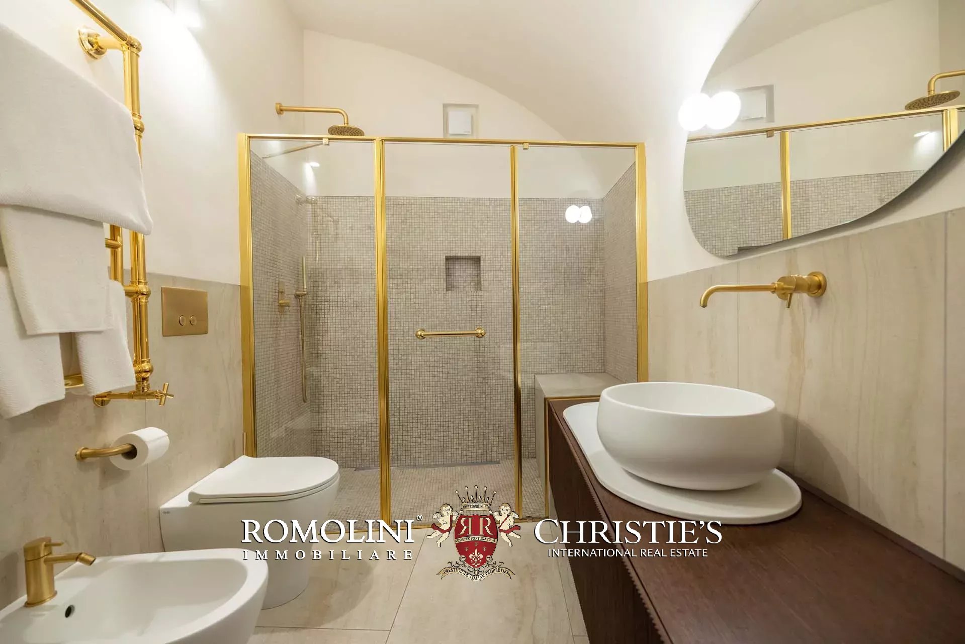 16 Bedroom Villa/Townhouse's Image 202
