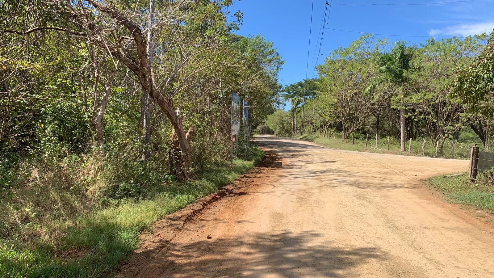 Terrain de 2500 m2 à Vendre : Construisez Votre Maison au Paradis de Playa Avellanas, Guanacaste