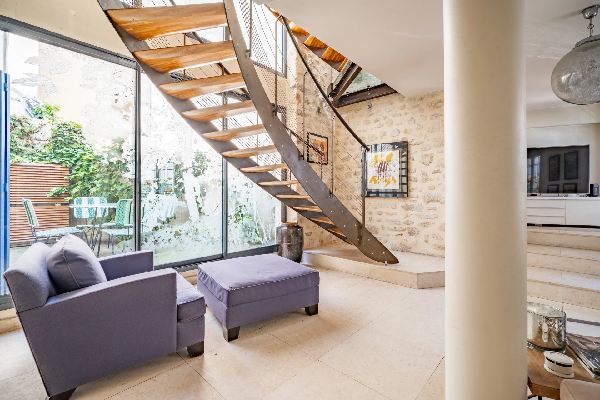 4 Bedroom Villa/Townhouse's Image 3