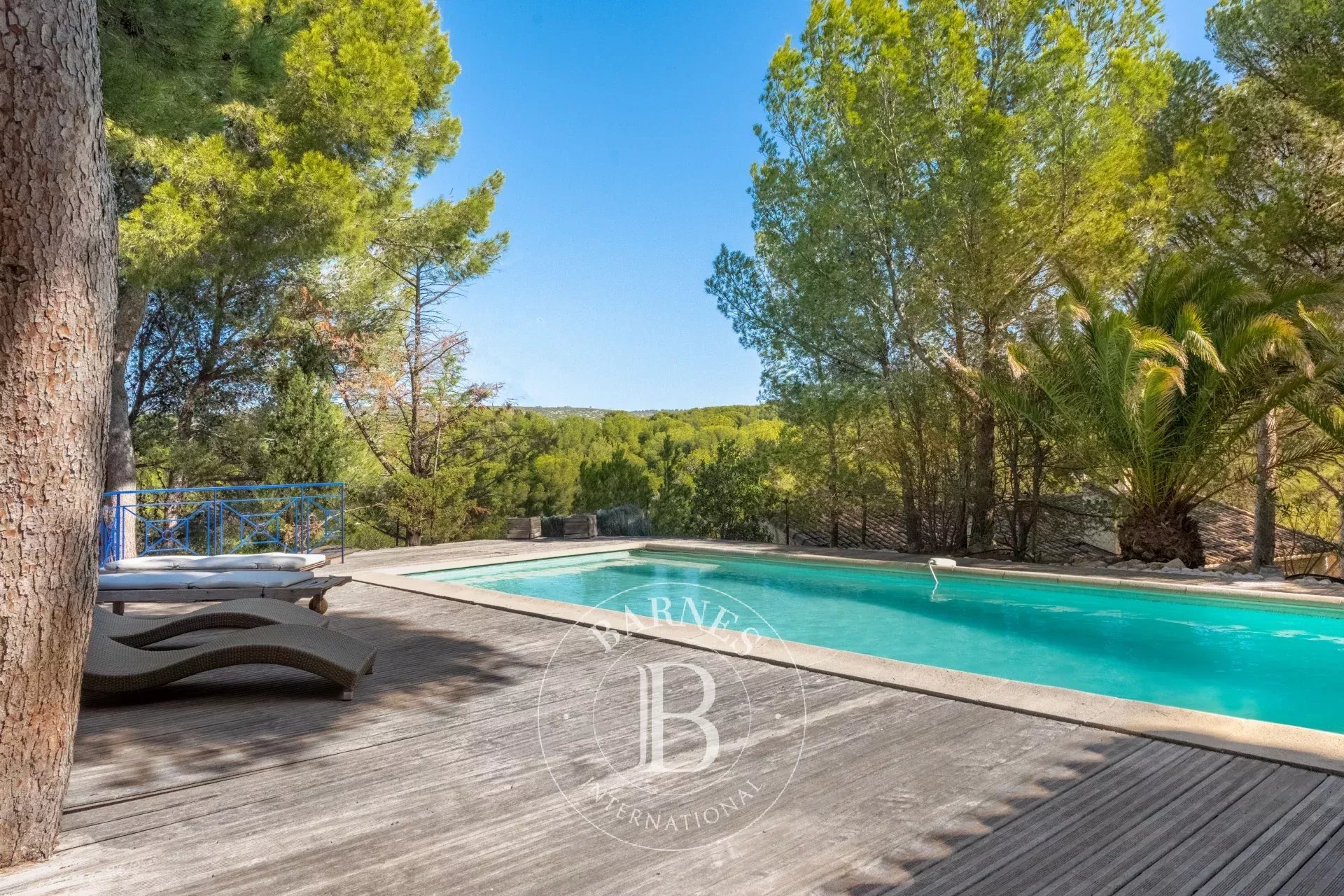 SALE CARRY LE ROUET - PROPERTY SEA VIEW - 2 VILLAS