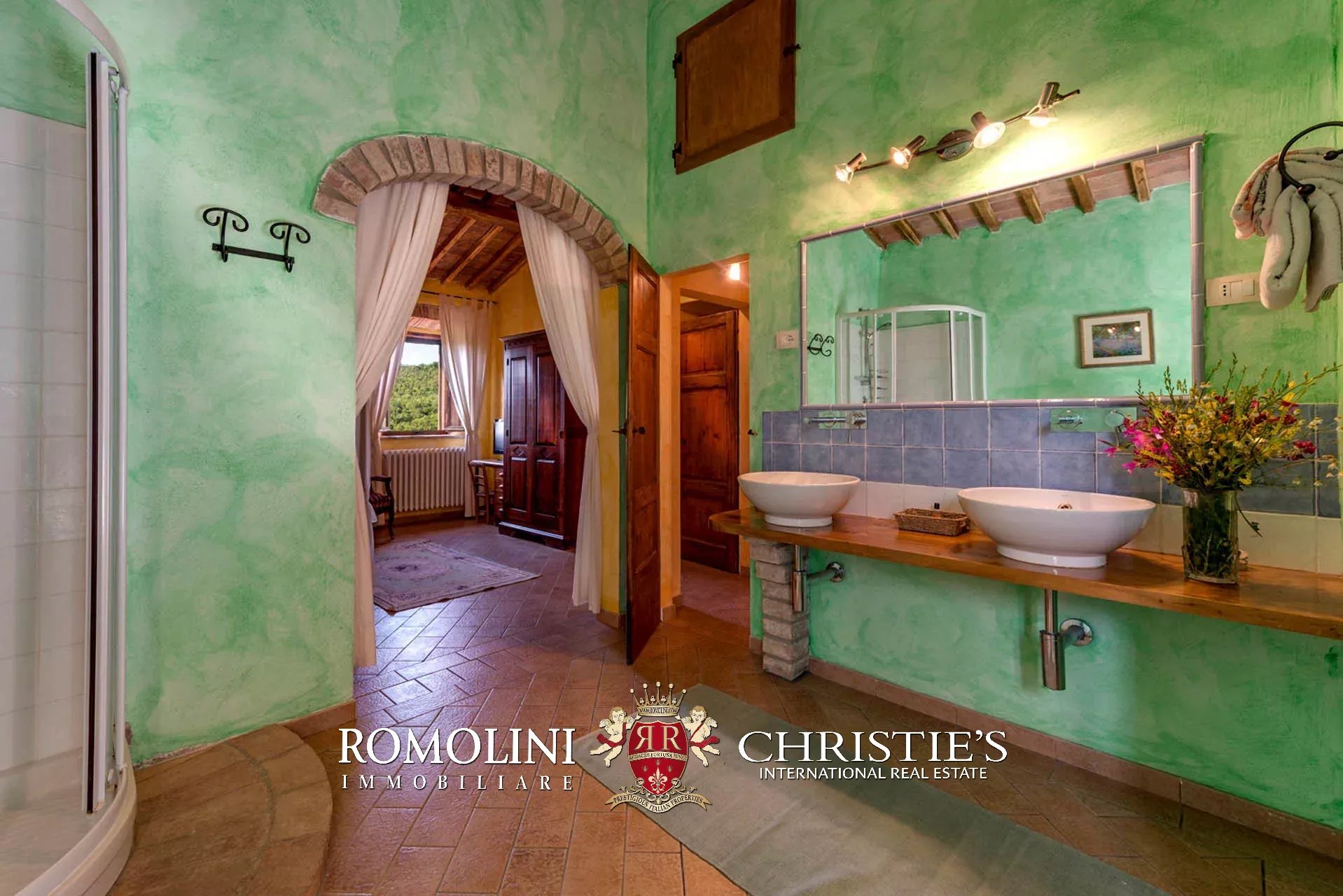 18 Bedroom Villa/Townhouse's Image 80