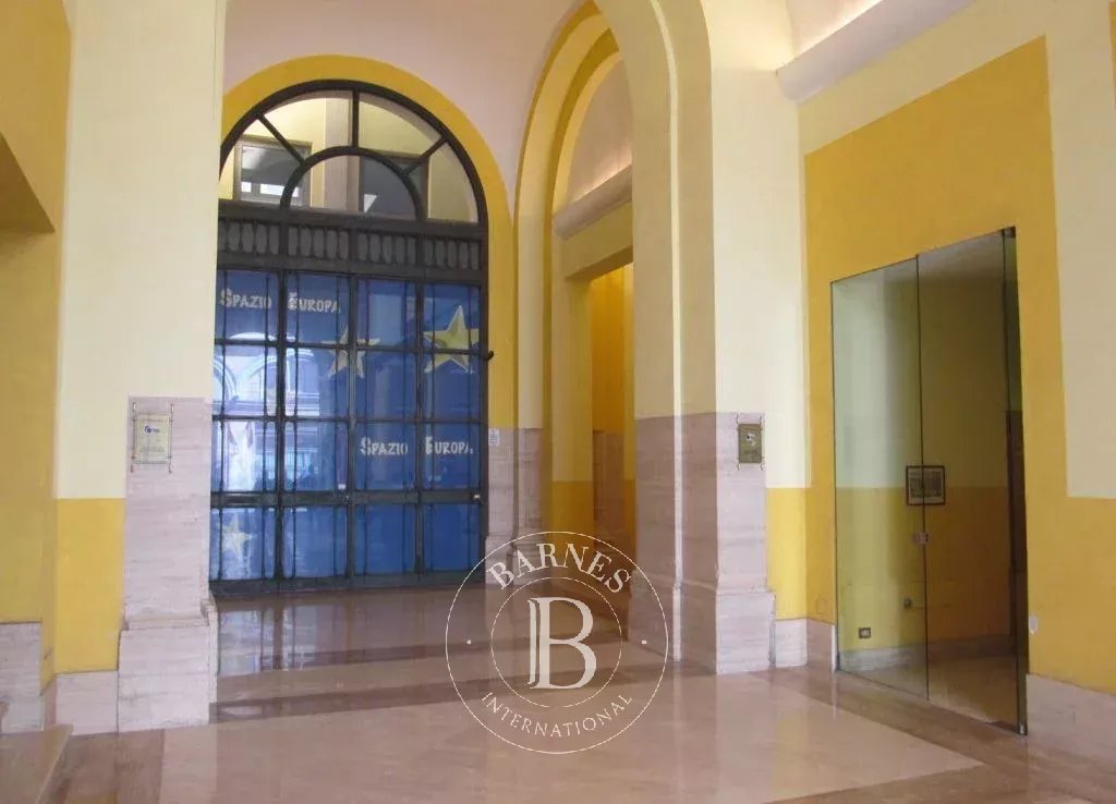 Bureaux Roma  -  ref 86018012 (picture 2)