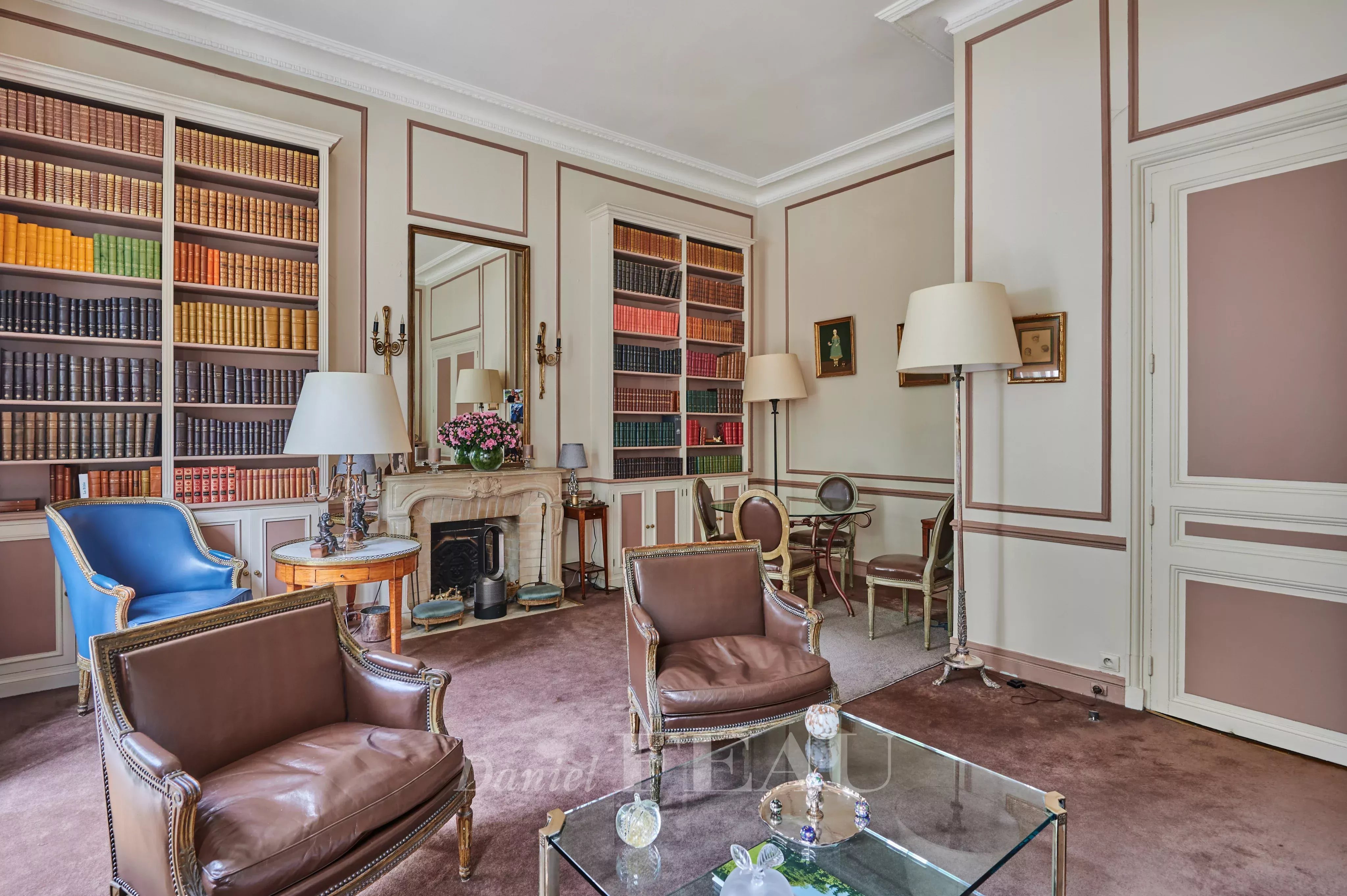 Sale Apartment Paris 16th
