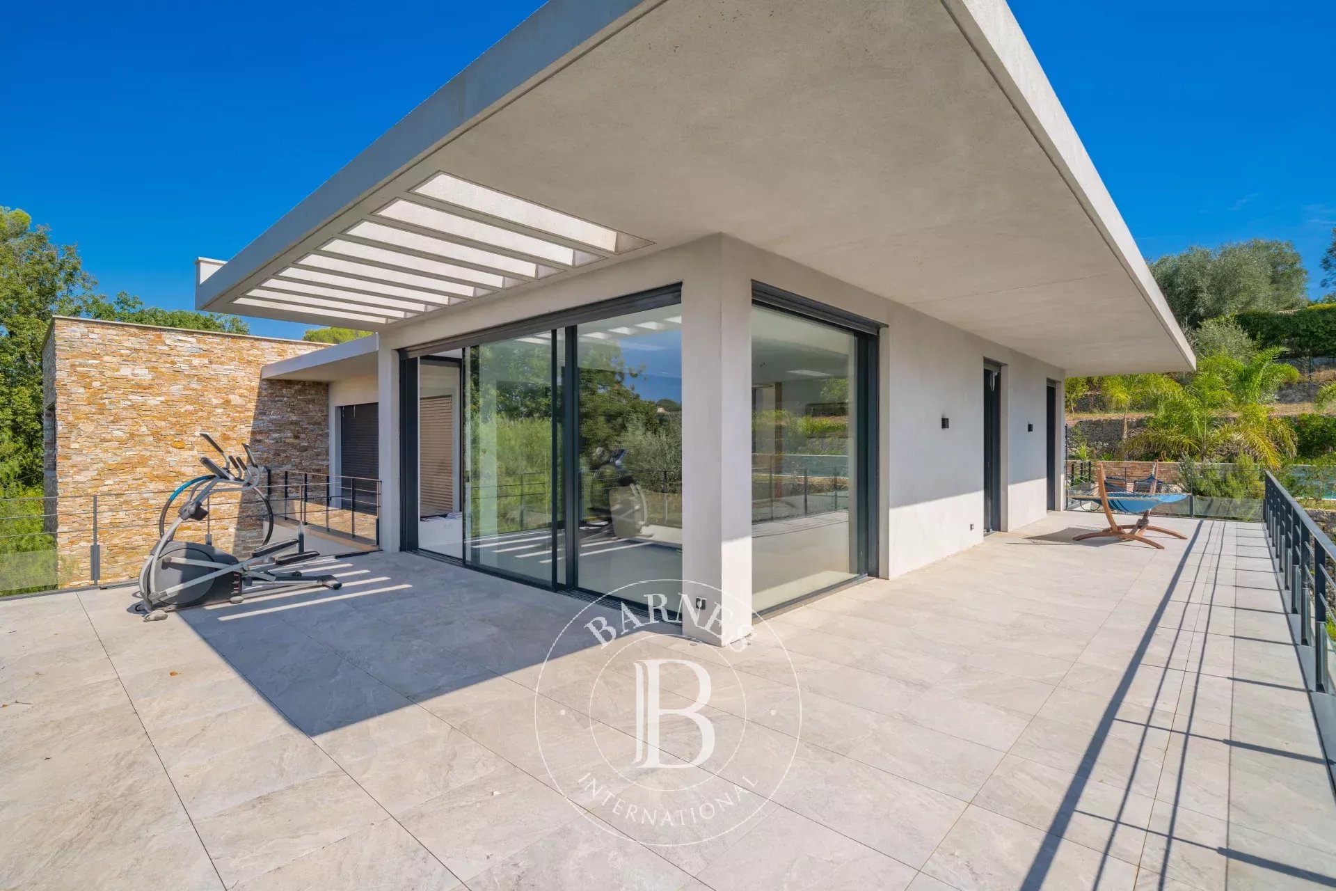 Ev Mougins - picture 21