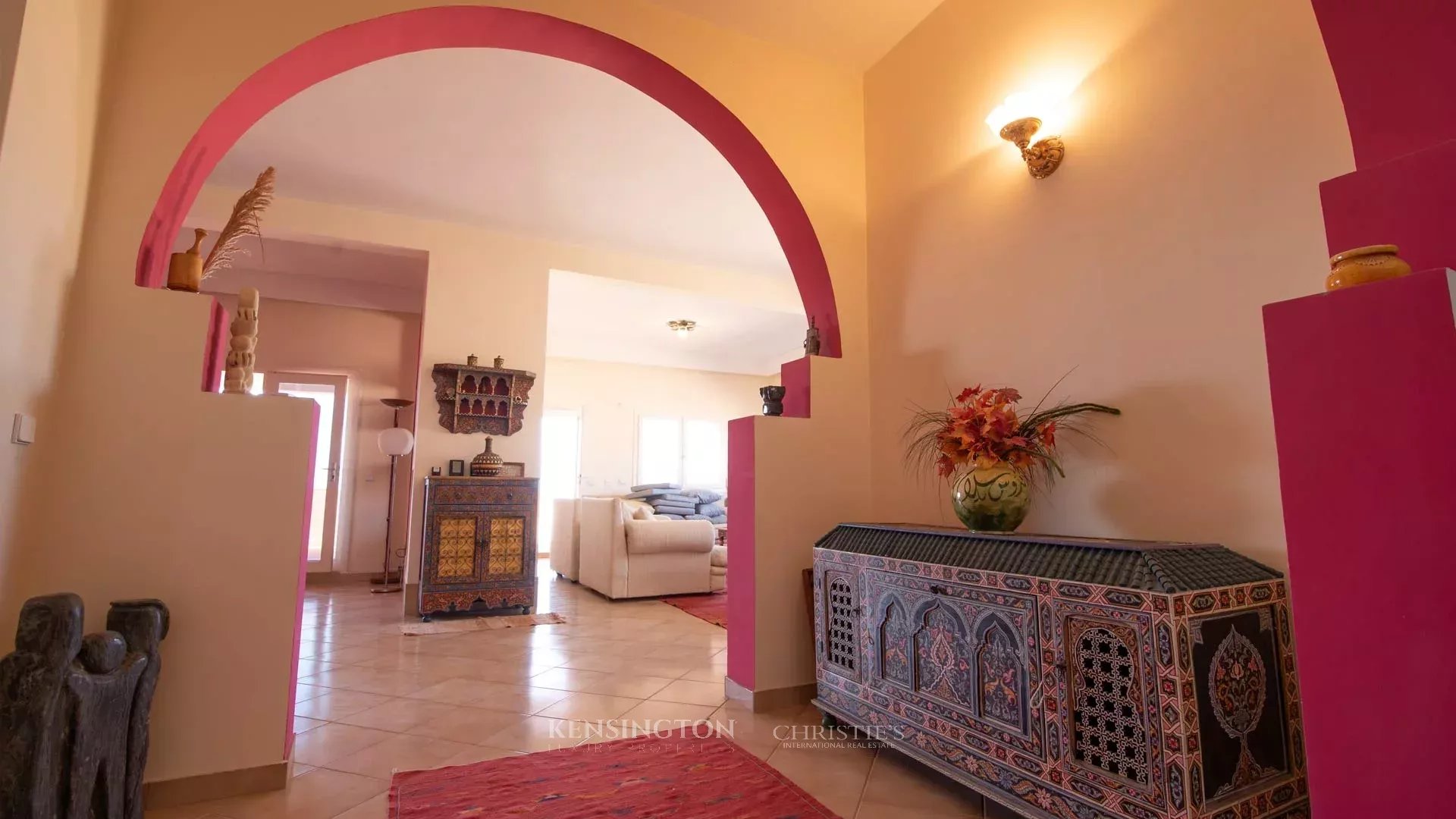 9 Bedroom Villa/Townhouse's Image 9