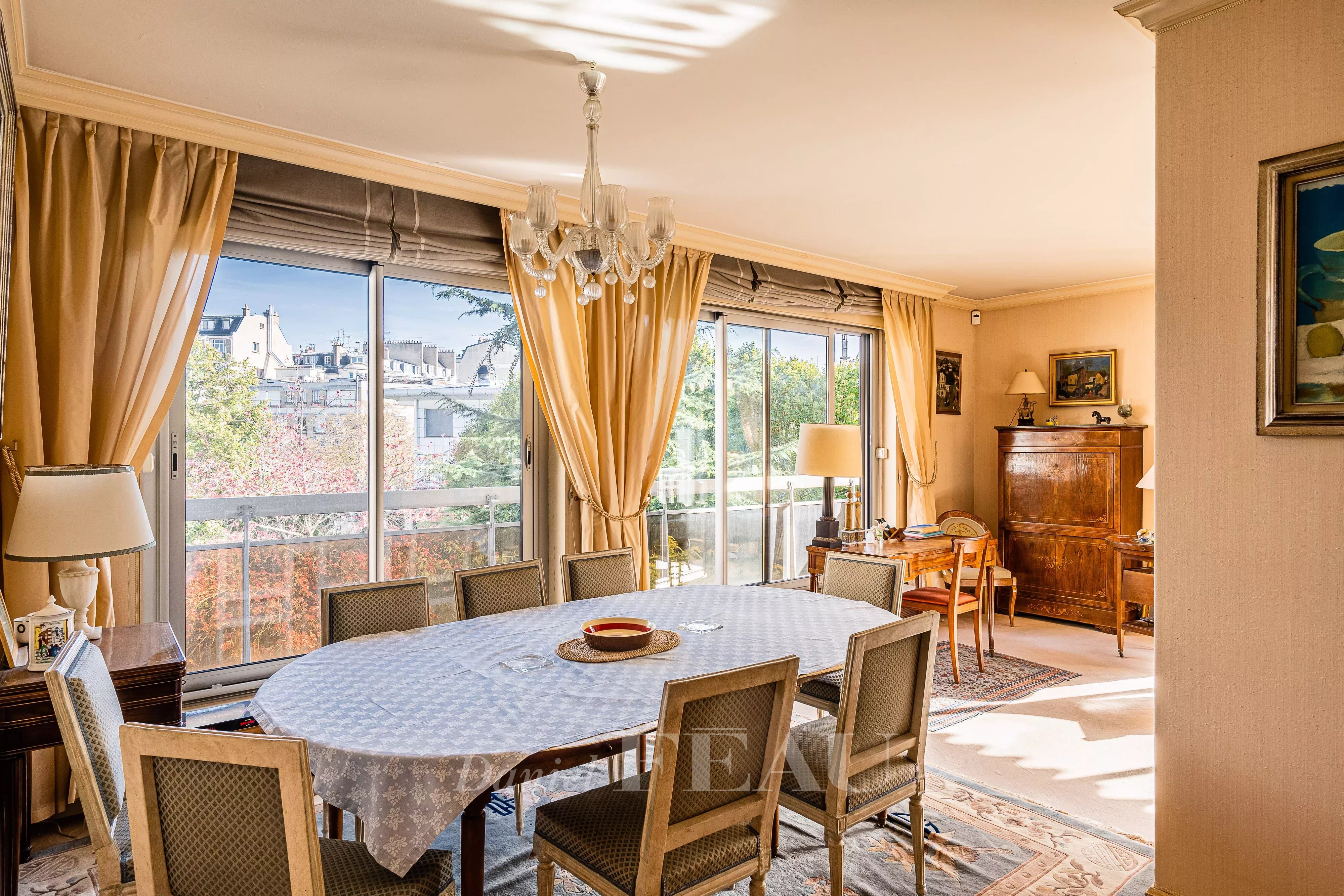 Sale Apartment Neuilly-sur-Seine