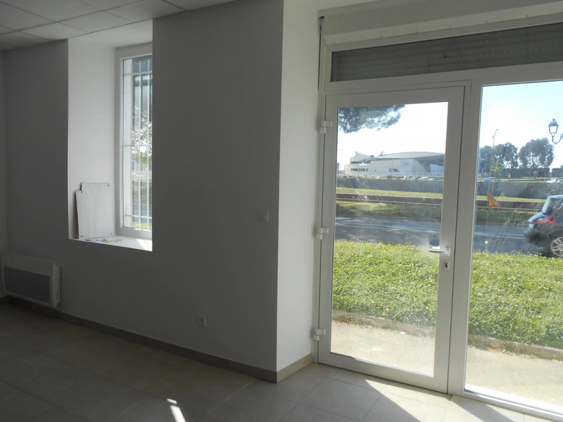 Alès, local Avenue Carnot en excellent état