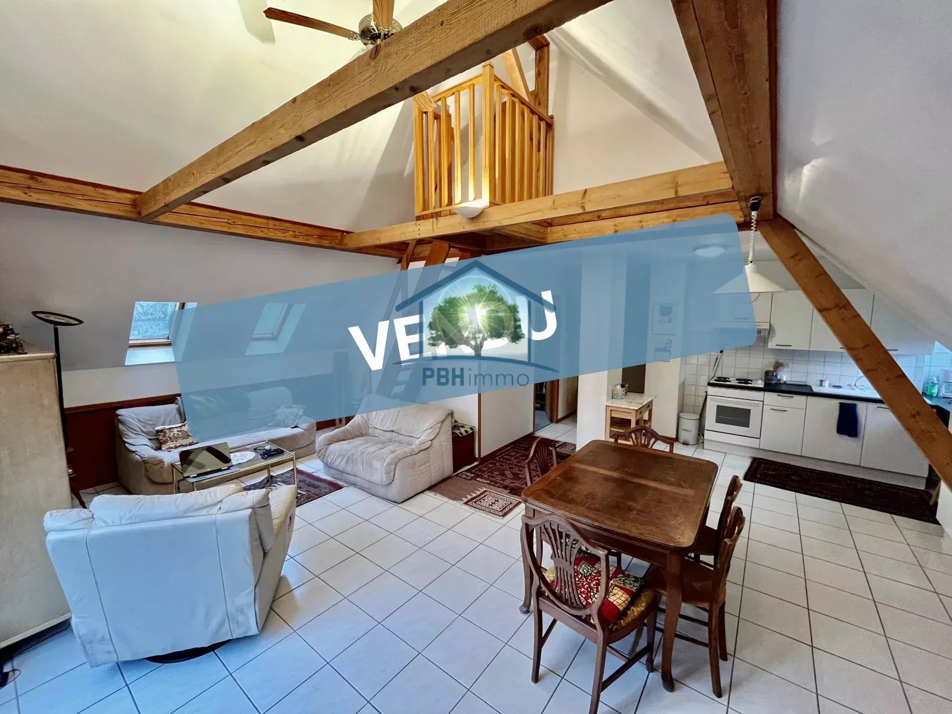 CREATOR: gd-jpeg v1.0 (using IJG JPEG v62), quality = 85
