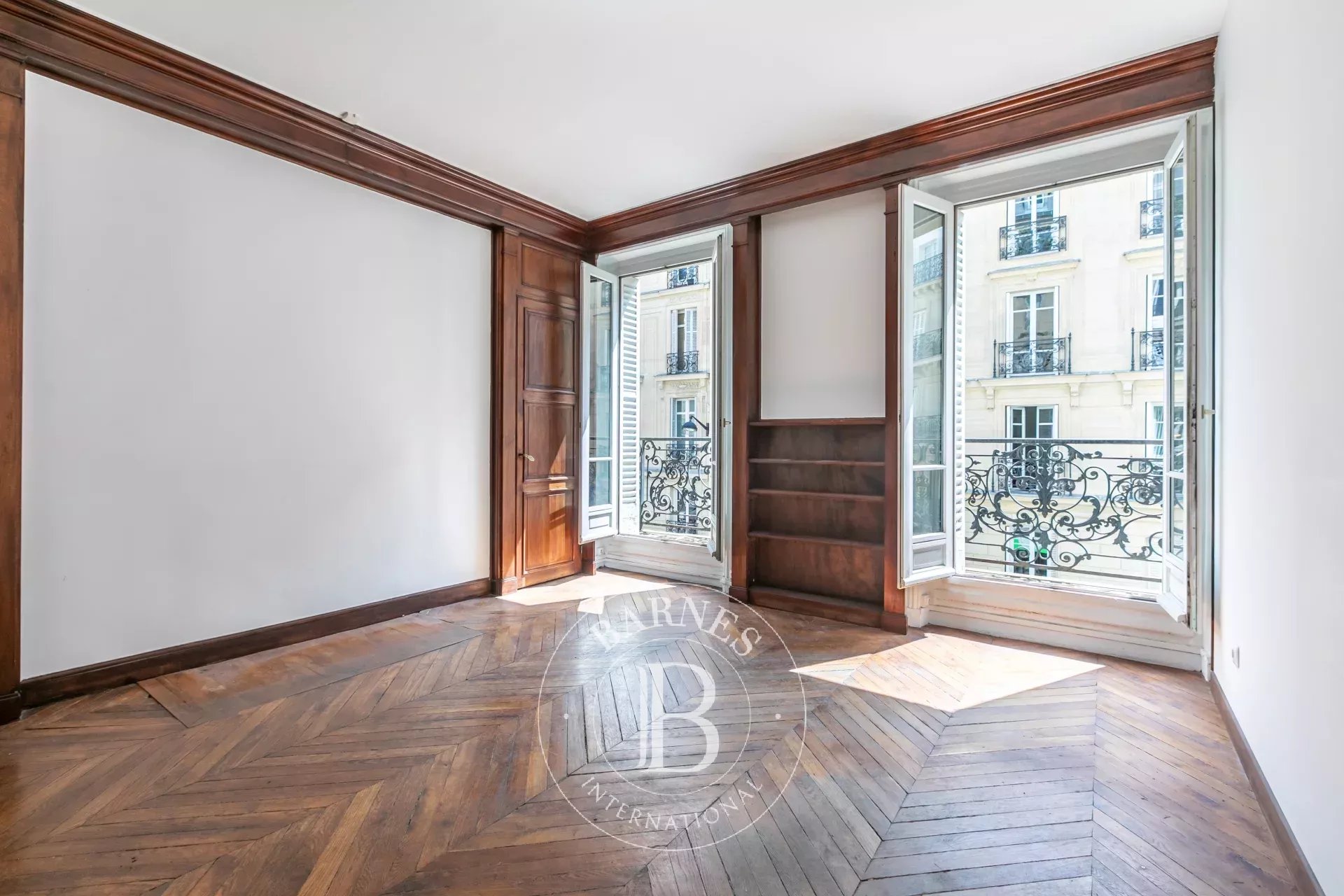 Daire Paris 8ème - picture 13