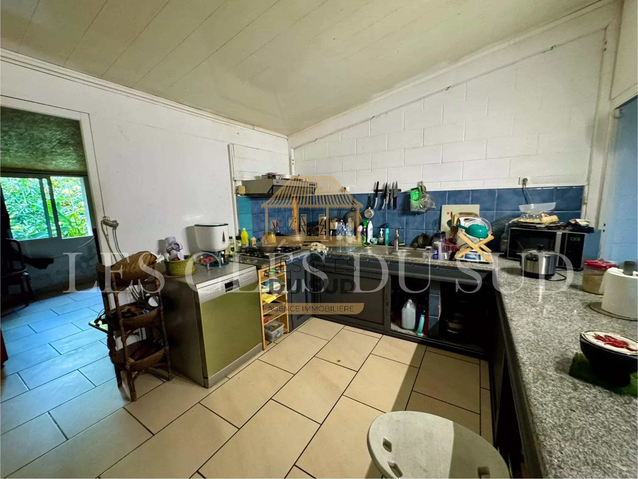 SAINT-JOSEPH – MAISON 3 CHAMBRES + GARAGE – SECTEUR CALME