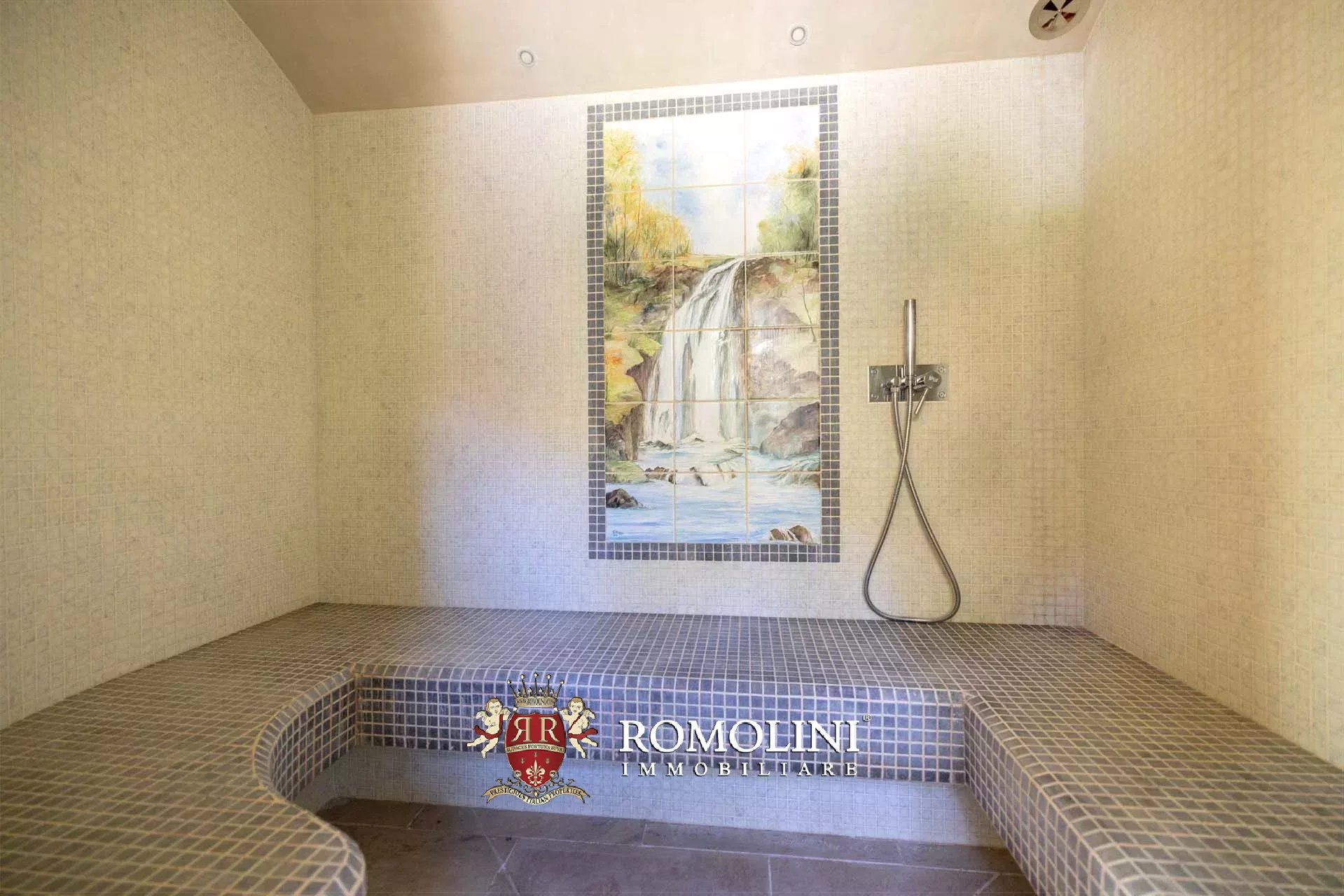16 Bedroom Villa/Townhouse's Image 29