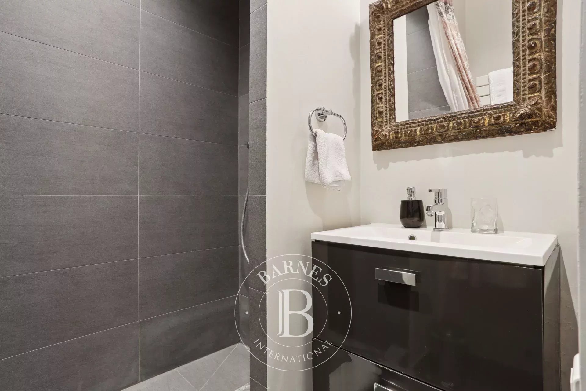 Paris 16 - Arc de Triomphe - Exceptional pied-à-terre - picture 9
