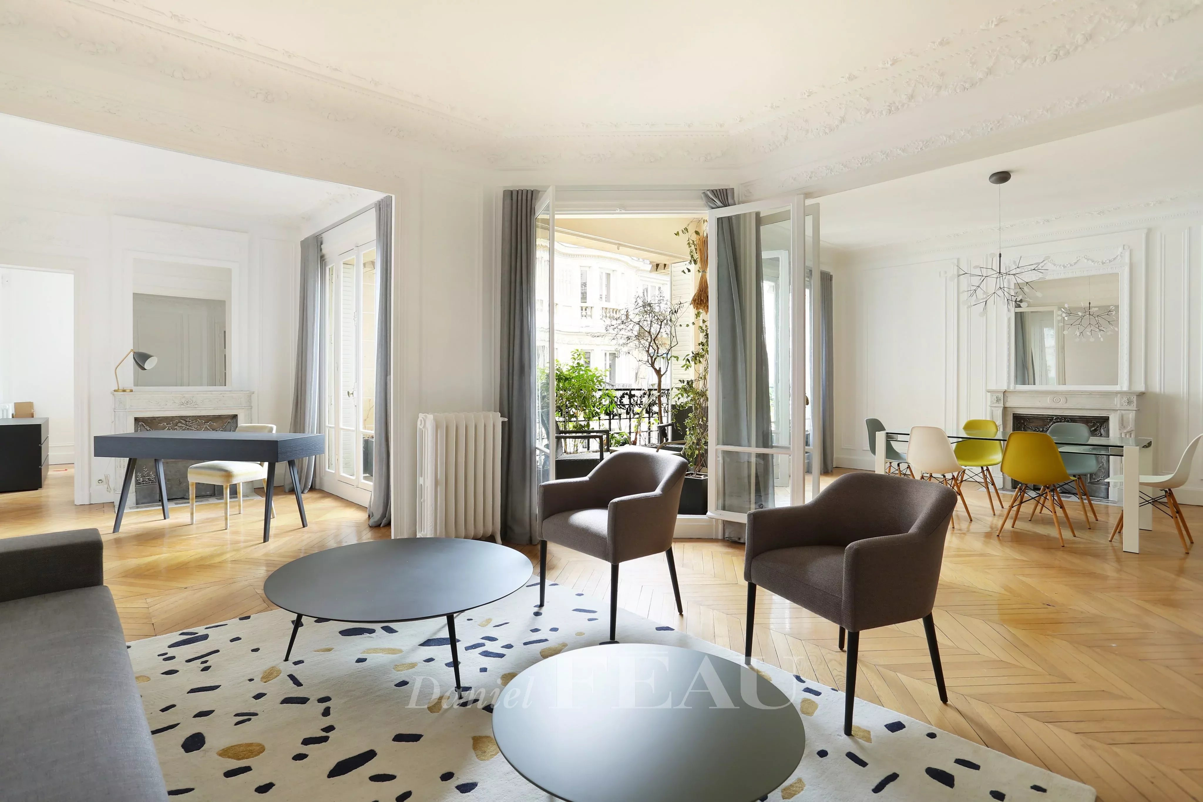 Paris 16th District – A 135 sqm three-bed apartment