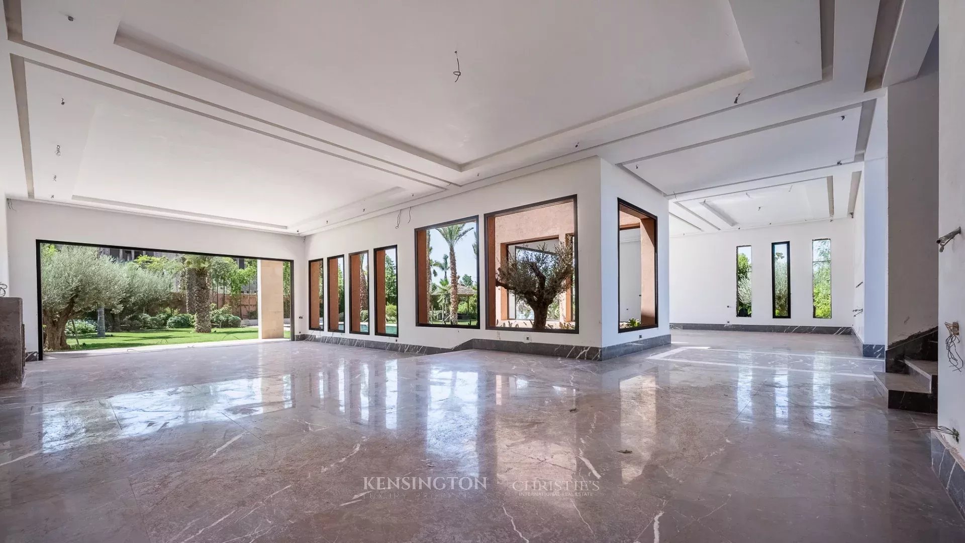 5 Bedroom Villa/Townhouse's Image 7