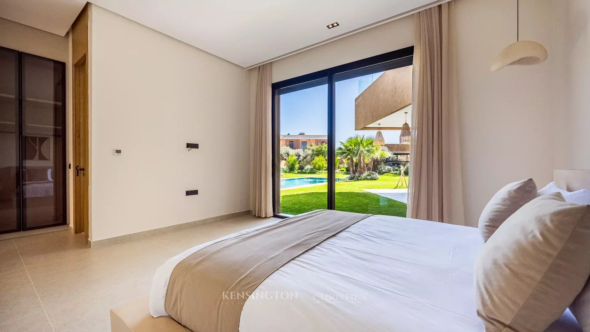 5 Bedroom Villa/Townhouse's Image 13