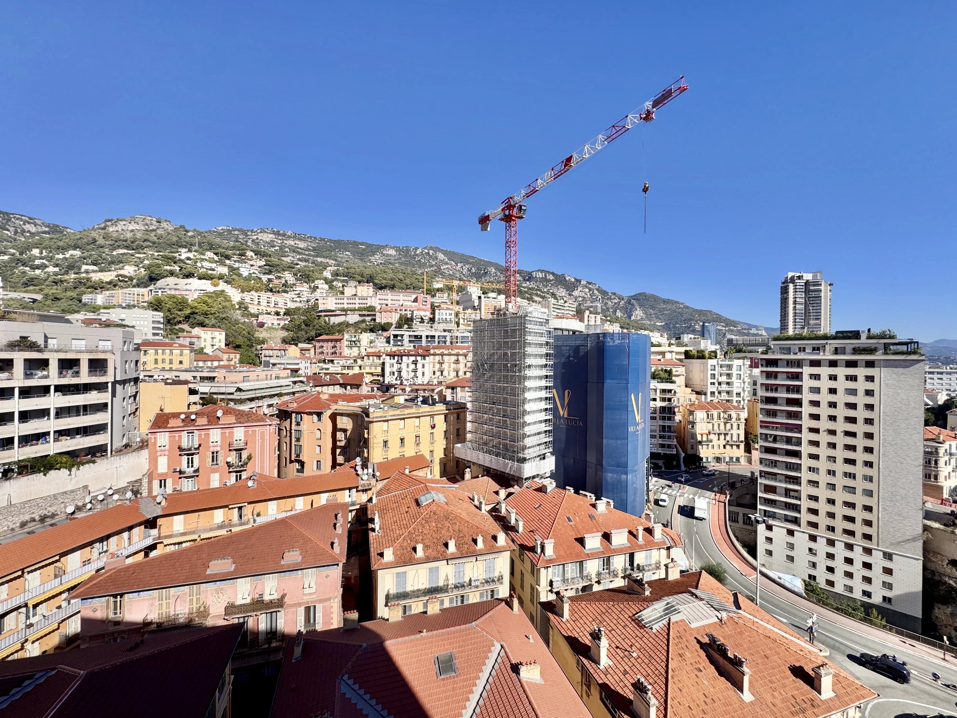 Franzido Palace - 4-Room Appartment for Rent