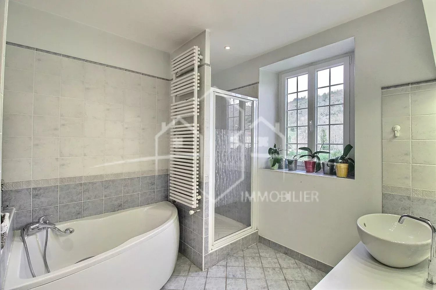 Maison de caractère à Saint-Vallier – 197 m² habitables