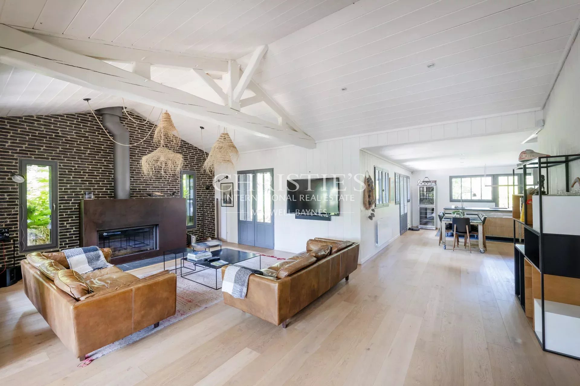5 Bedroom Villa/Townhouse's Image 12