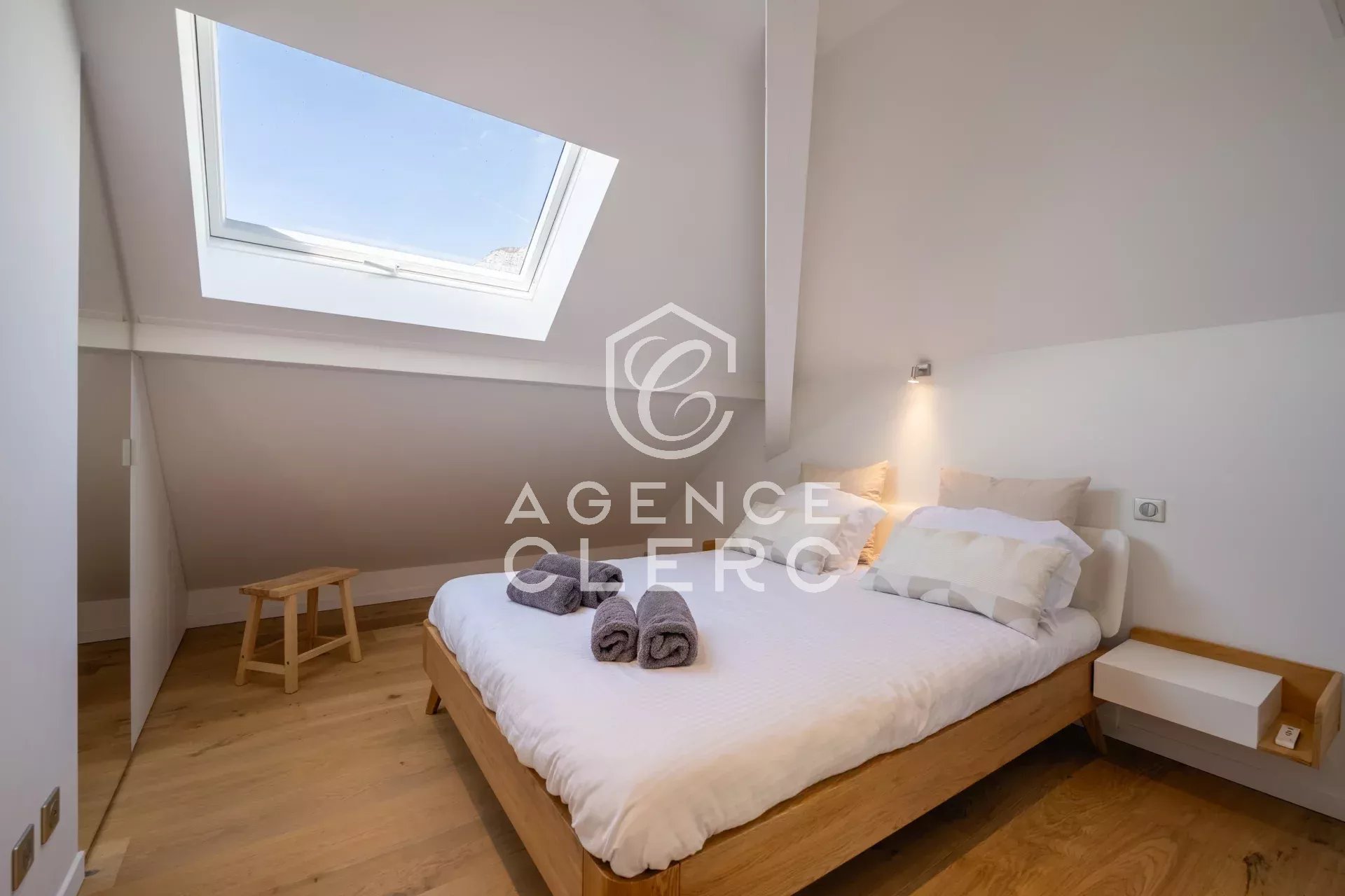 6 Bedroom Villa/Townhouse's Image 13